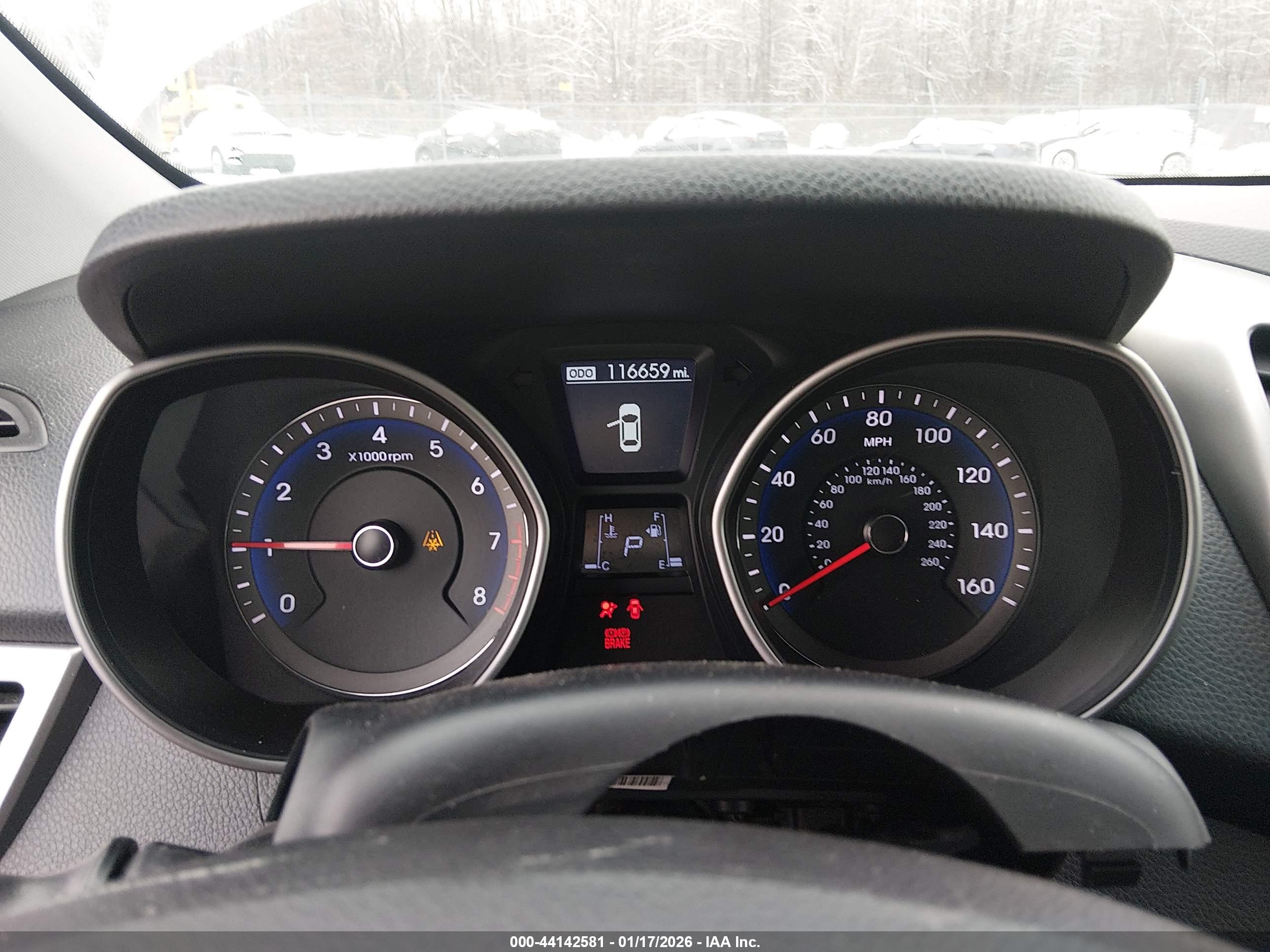 HYUNDAI ELANTRA image 7