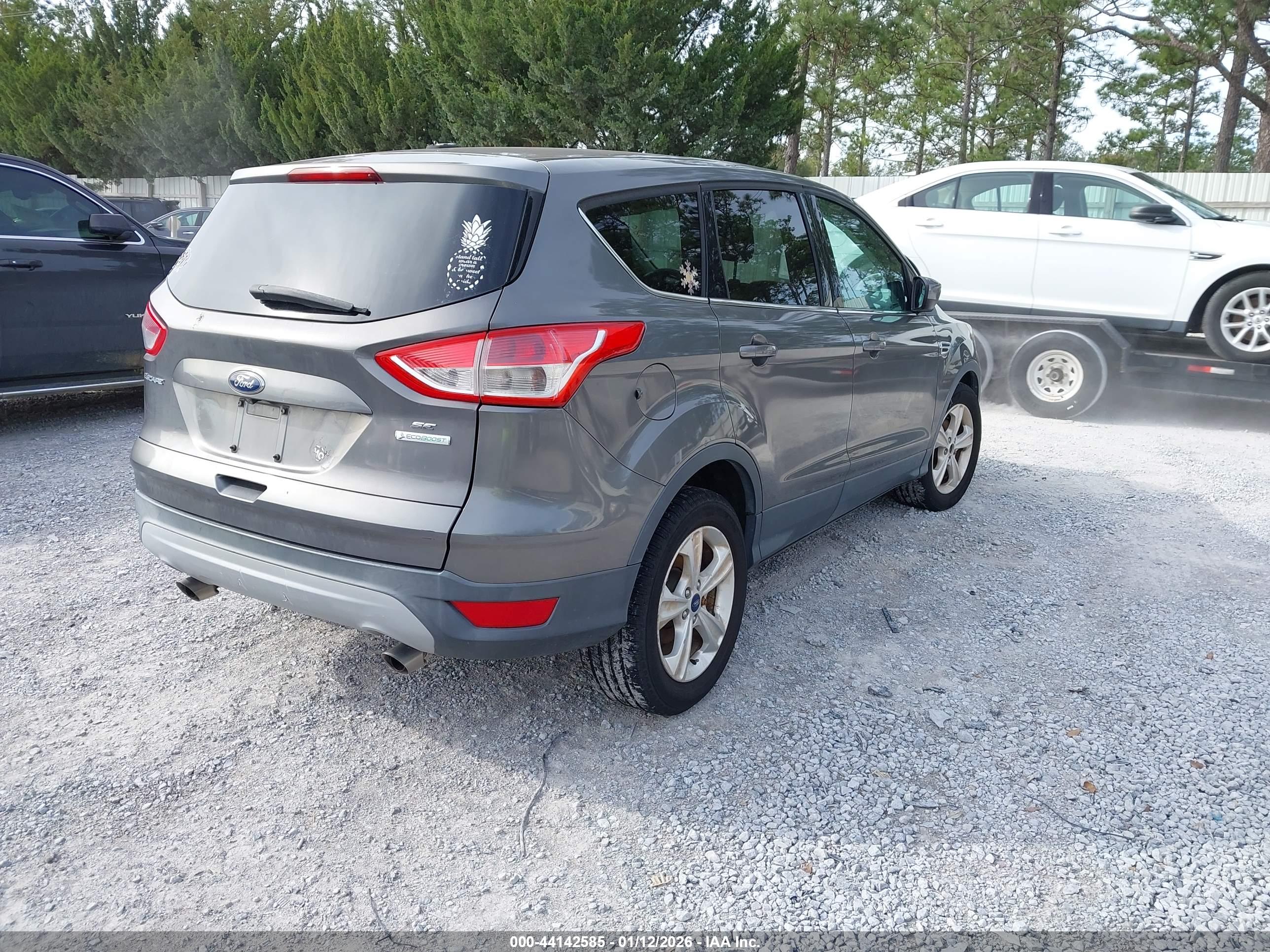 FORD ESCAPE image 4
