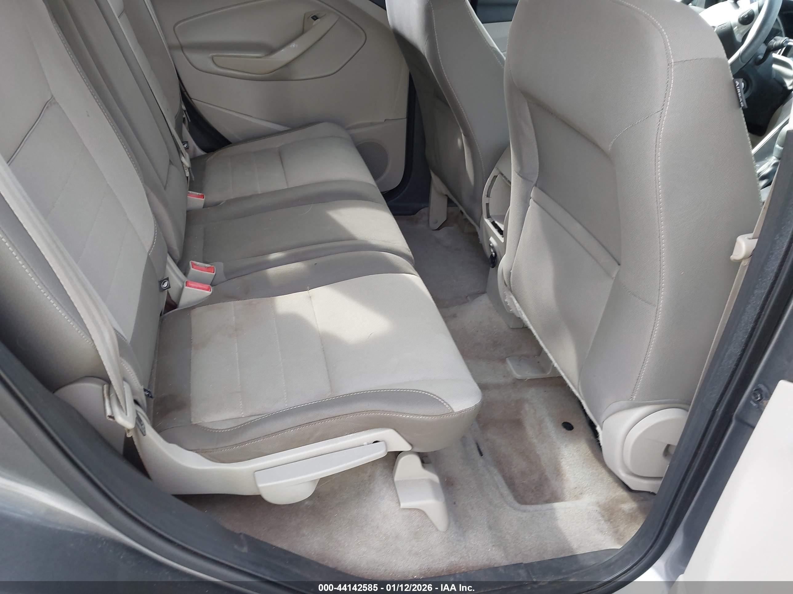 FORD ESCAPE image 8