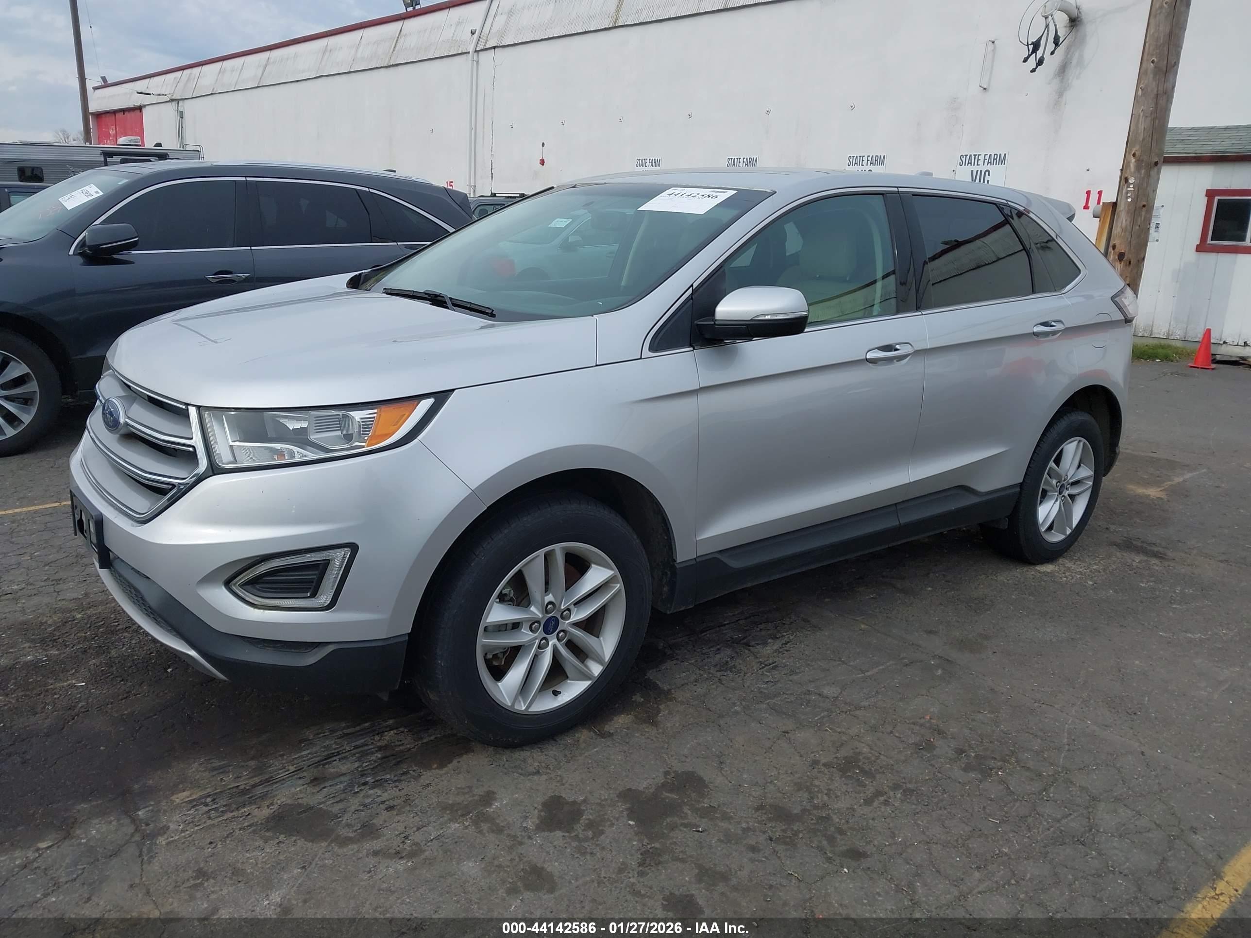 FORD EDGE image 2