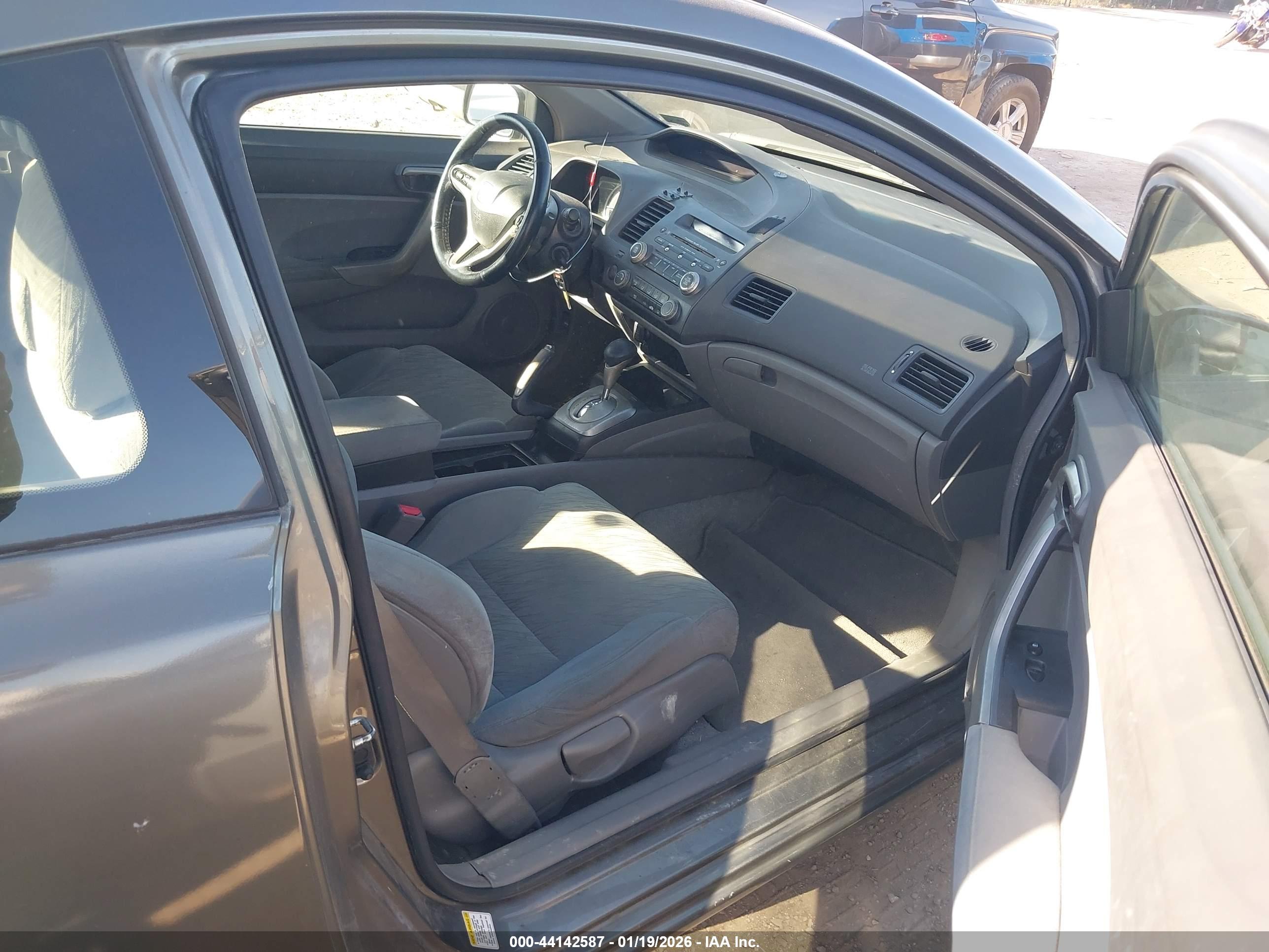 HONDA CIVIC image 5