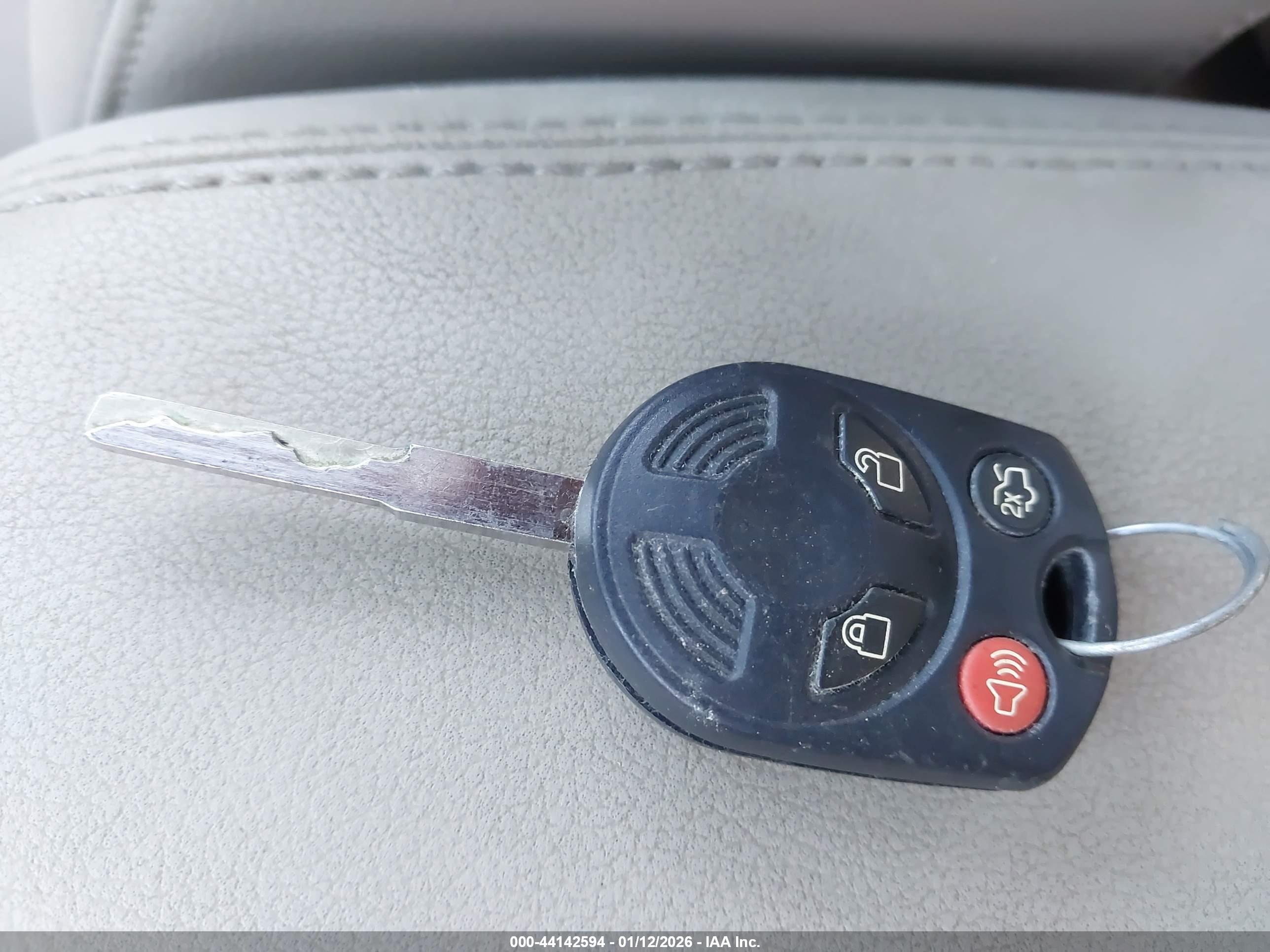 FORD ESCAPE image 11