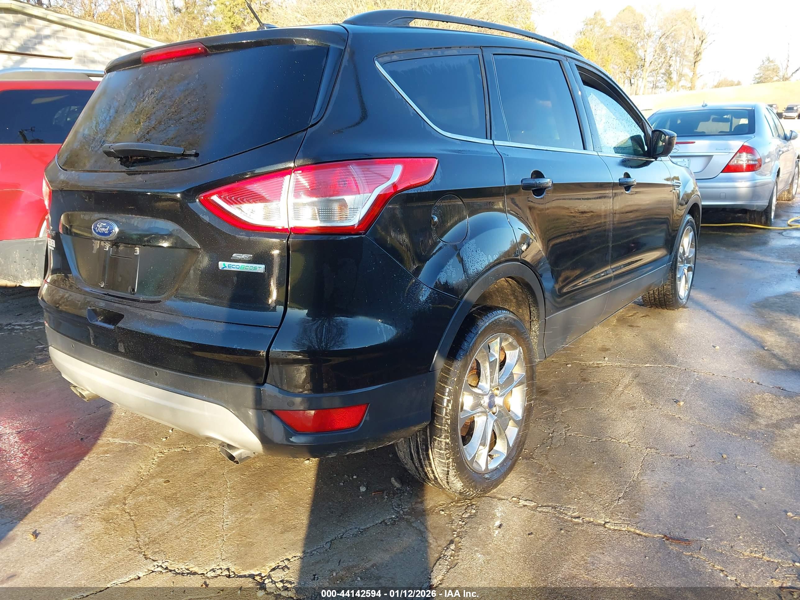 FORD ESCAPE image 4