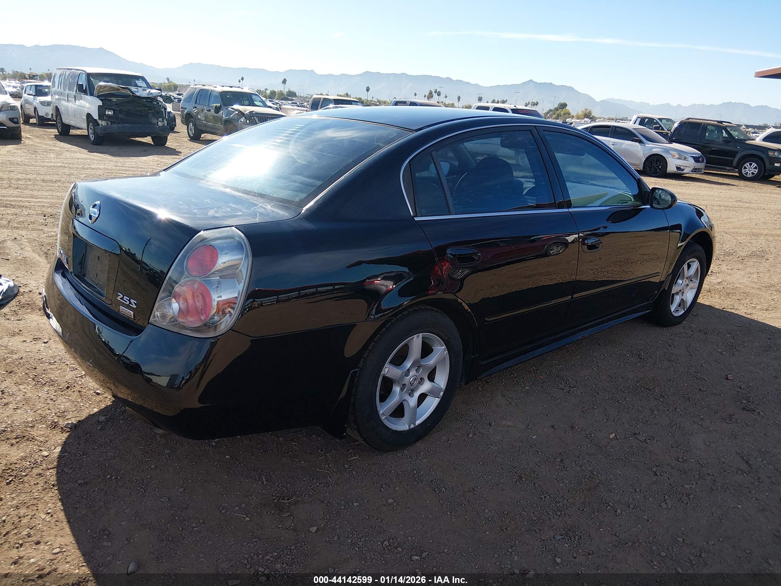 NISSAN ALTIMA image 4