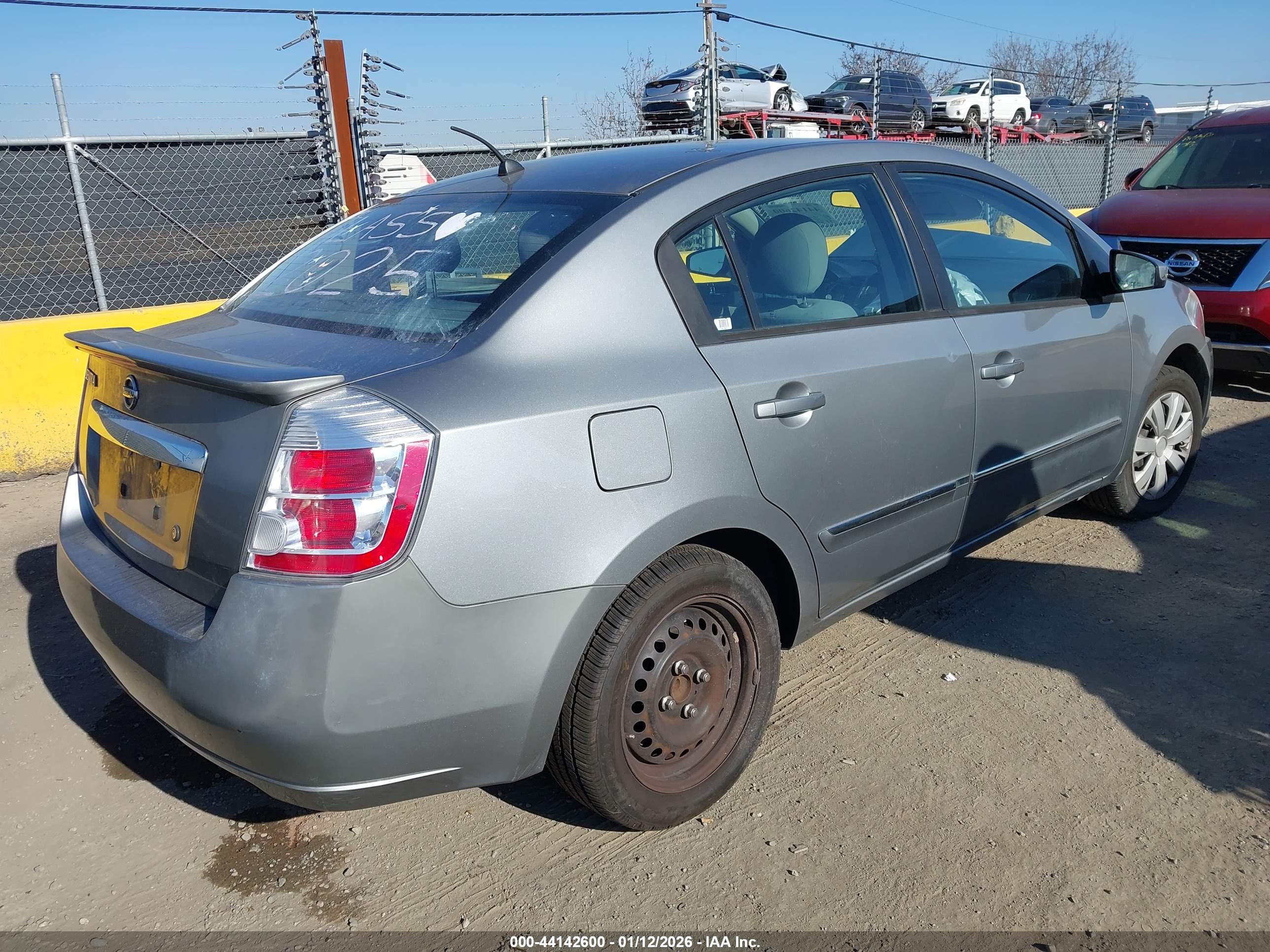 NISSAN SENTRA image 4