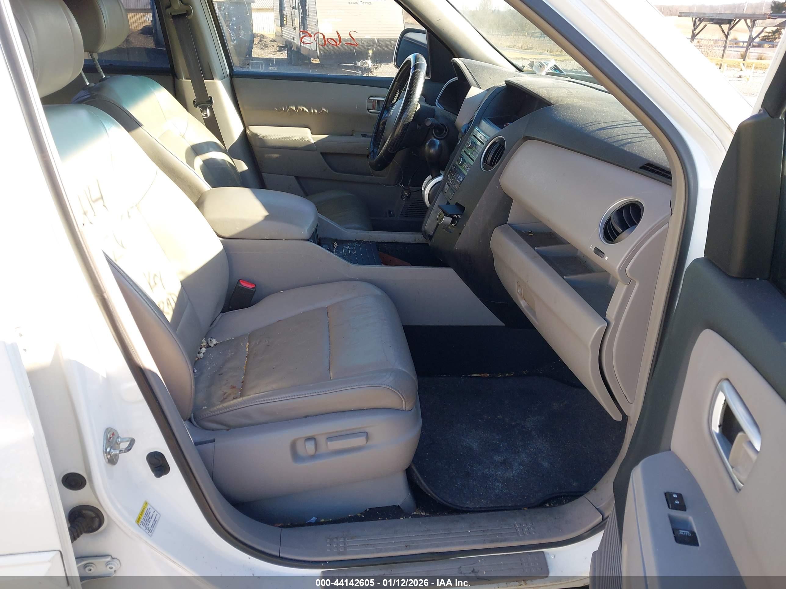HONDA PILOT image 5