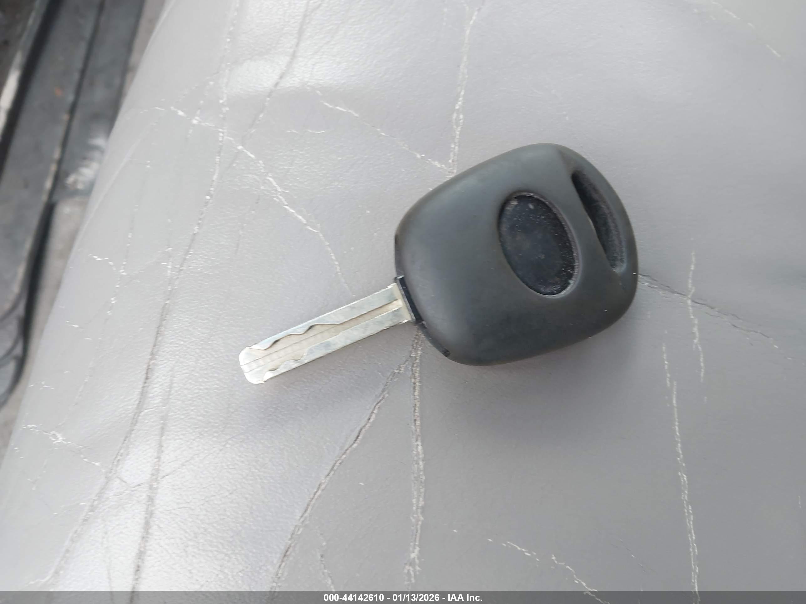 LEXUS ES image 11