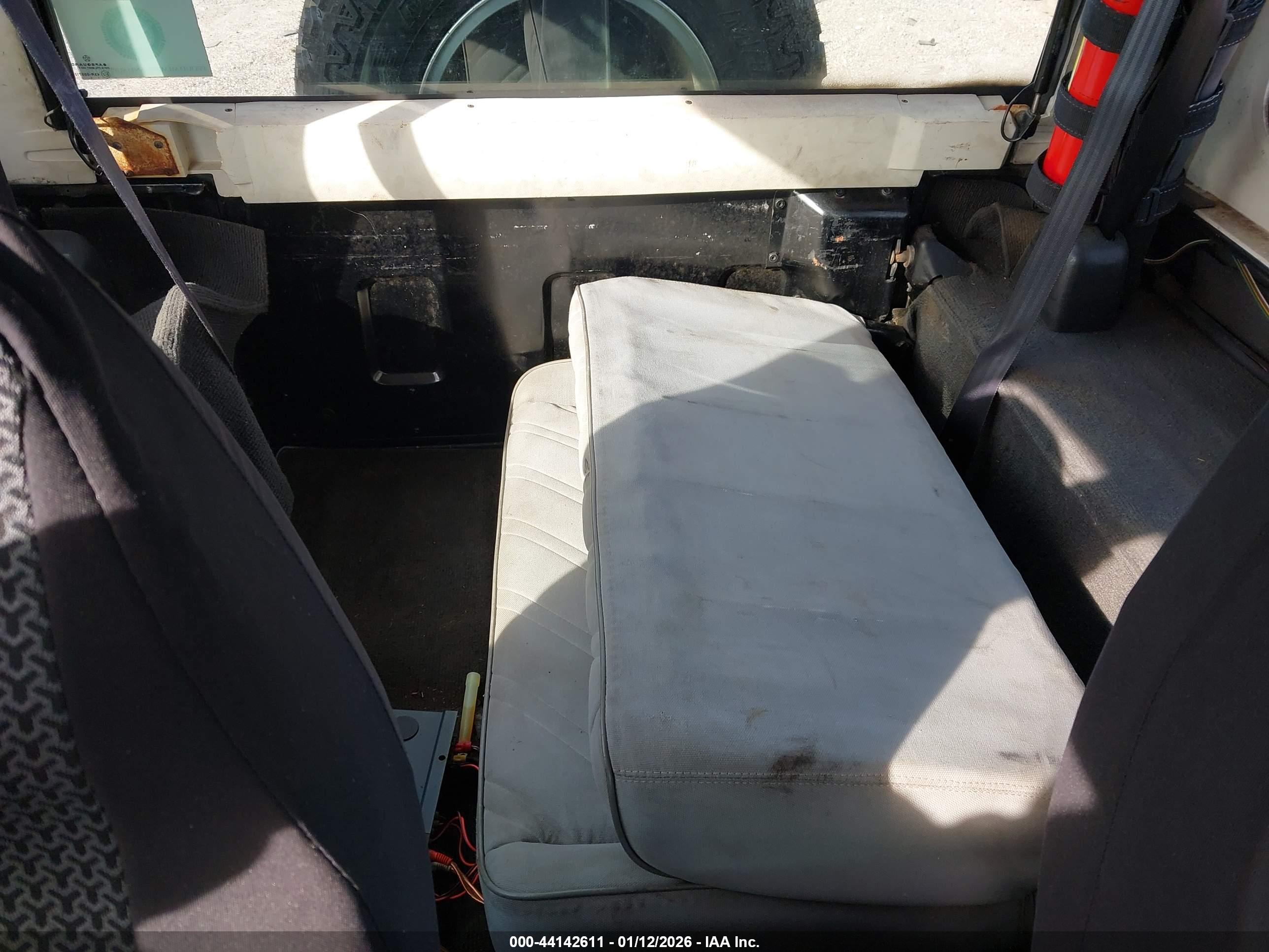 JEEP WRANGLER image 8