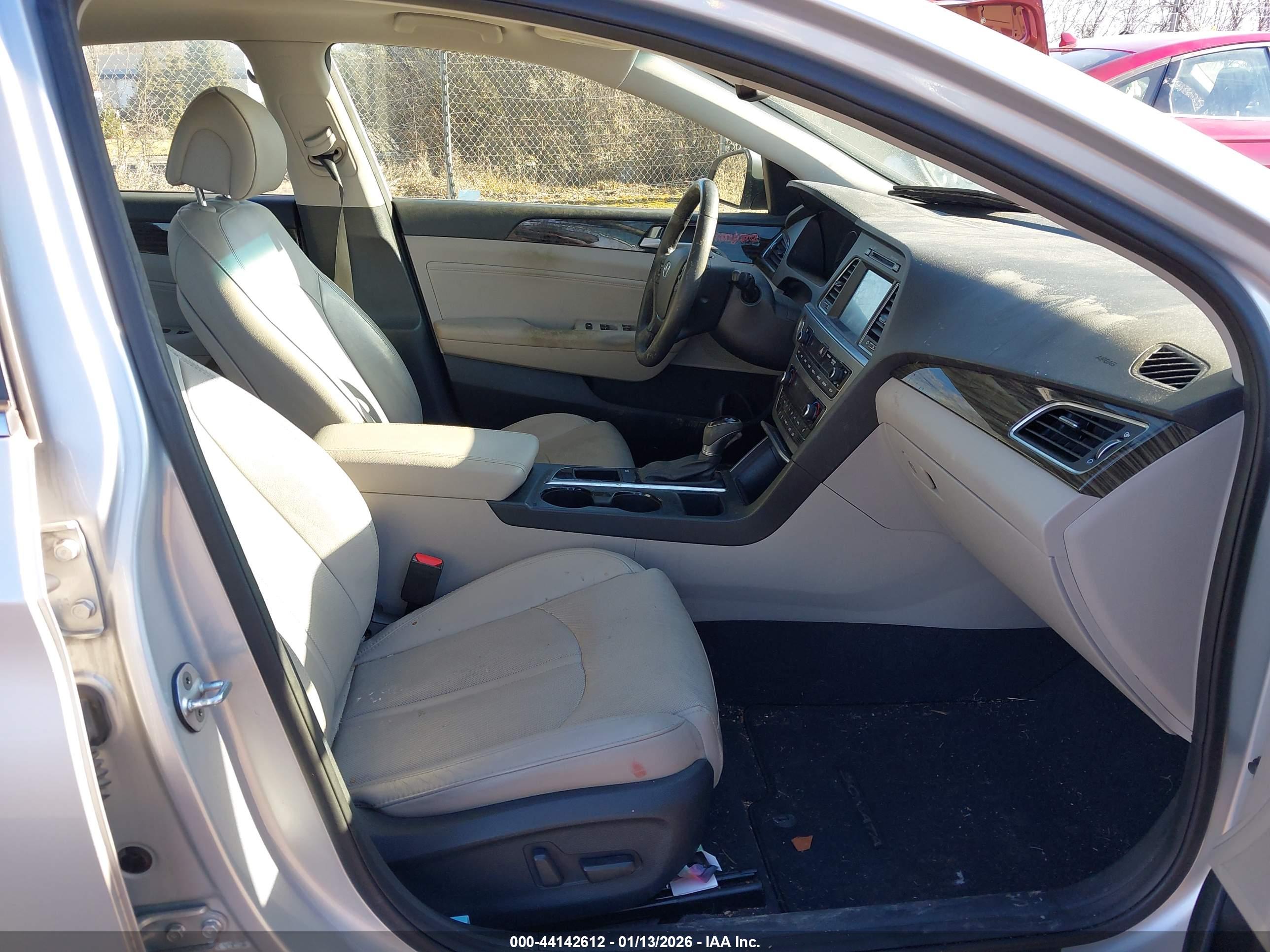 HYUNDAI SONATA image 5