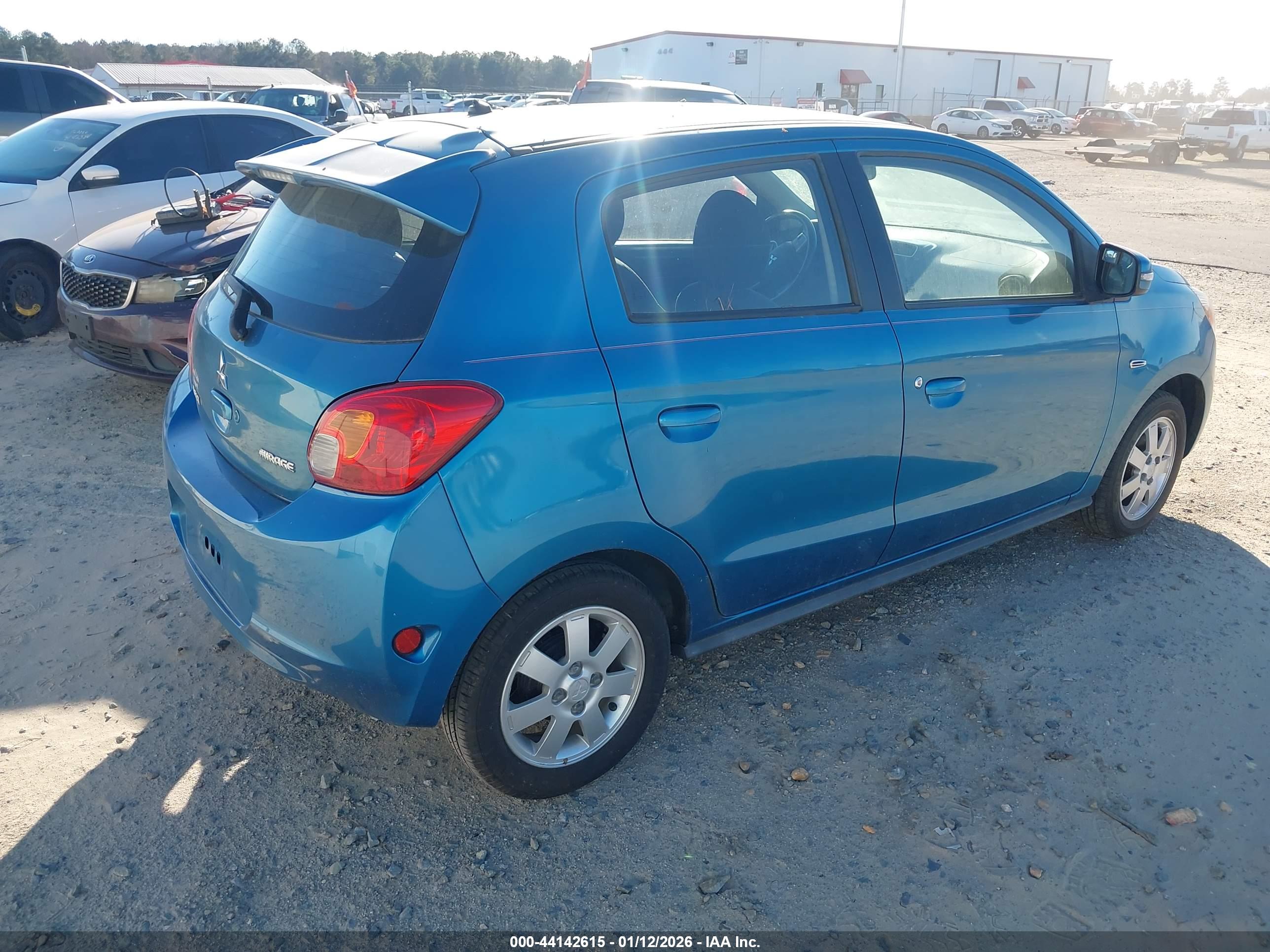 MITSUBISHI MIRAGE image 4