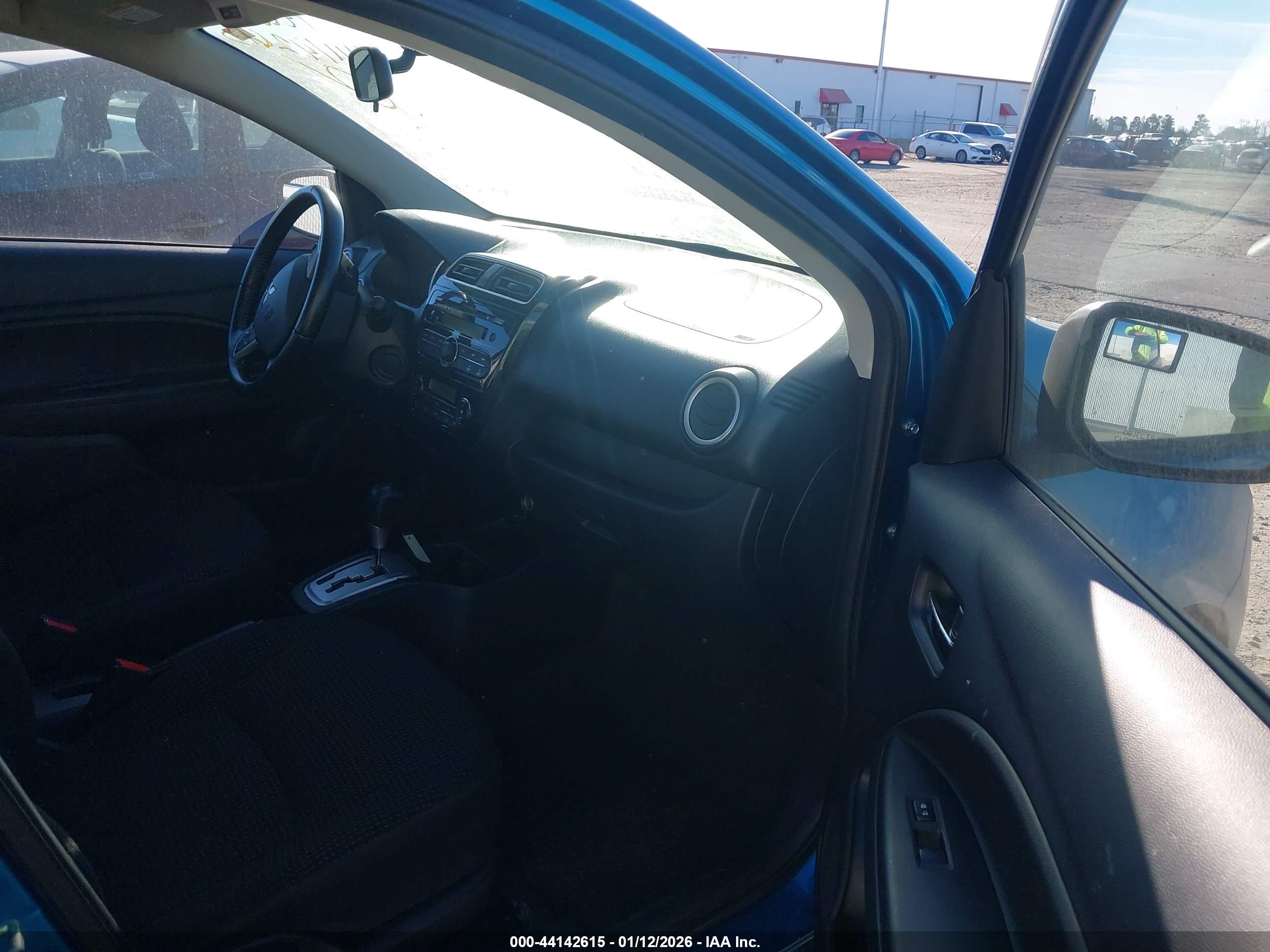MITSUBISHI MIRAGE image 5