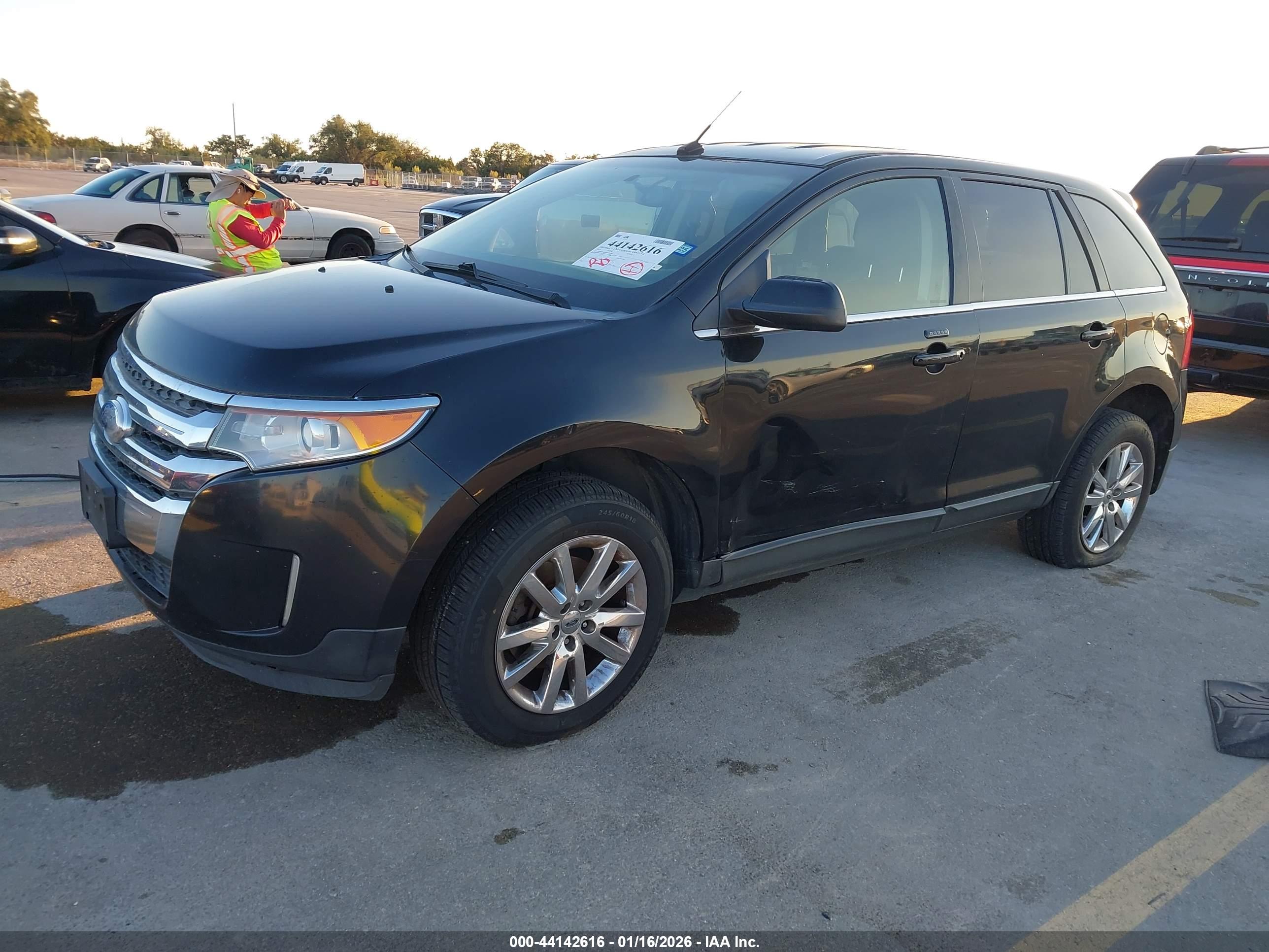 FORD EDGE image 2