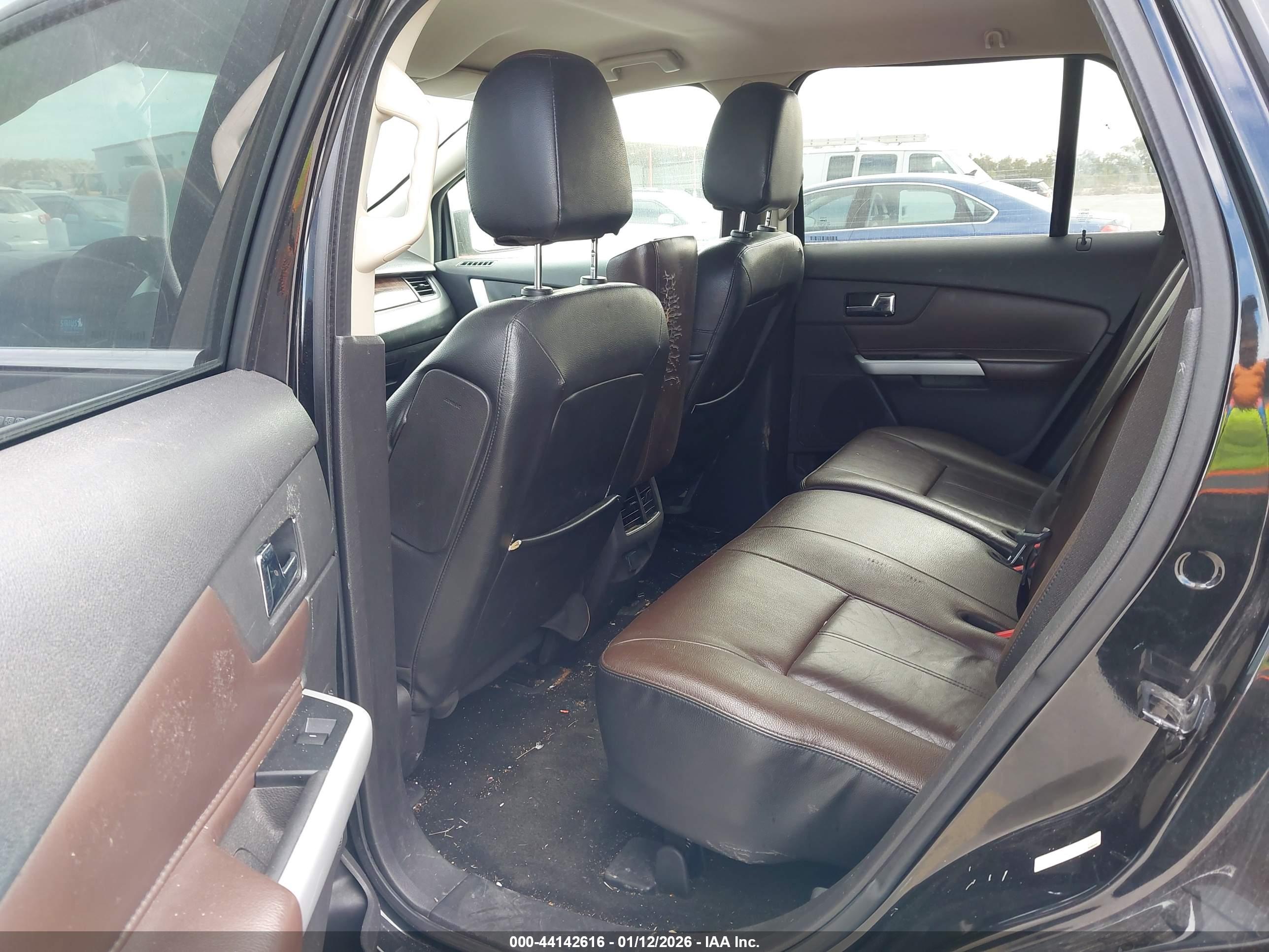 FORD EDGE image 8
