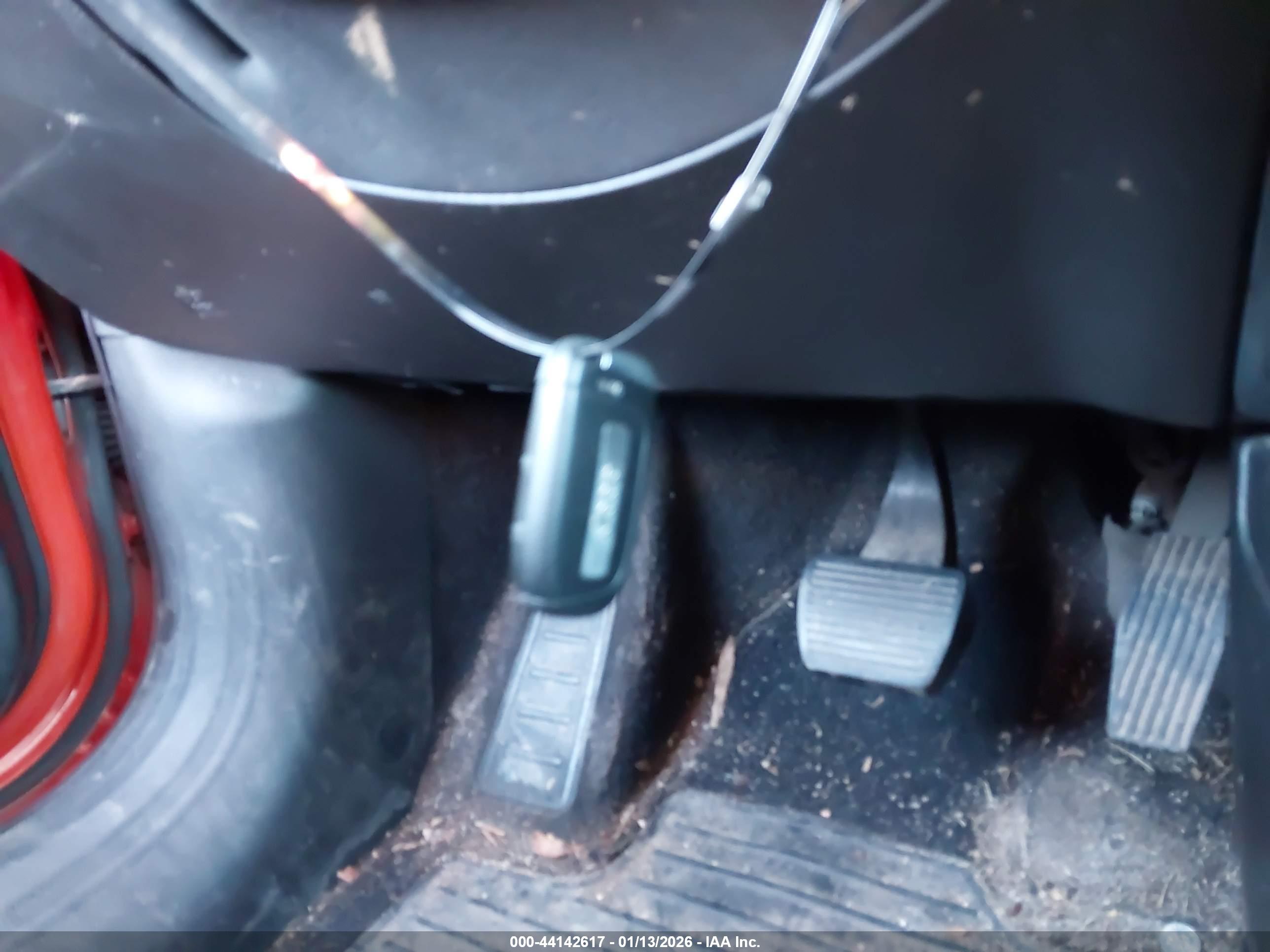 JEEP RENEGADE image 11