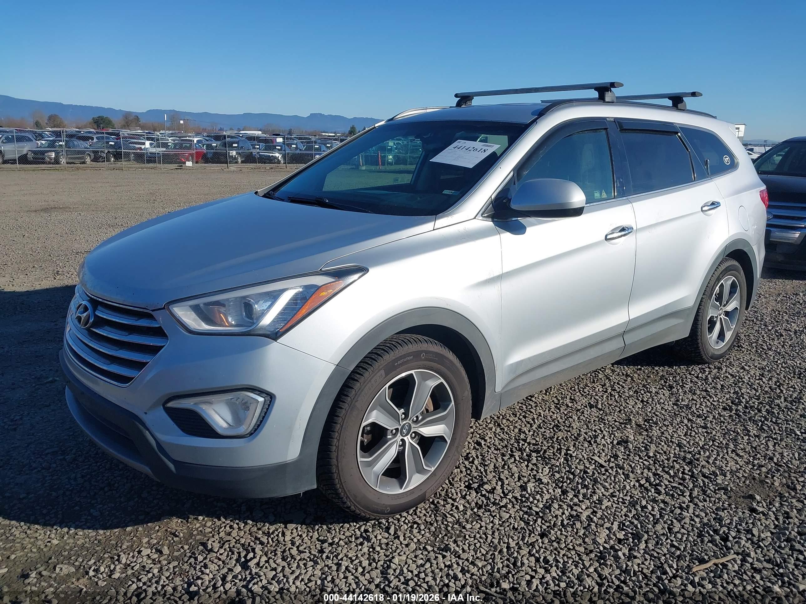 HYUNDAI SANTA image 2