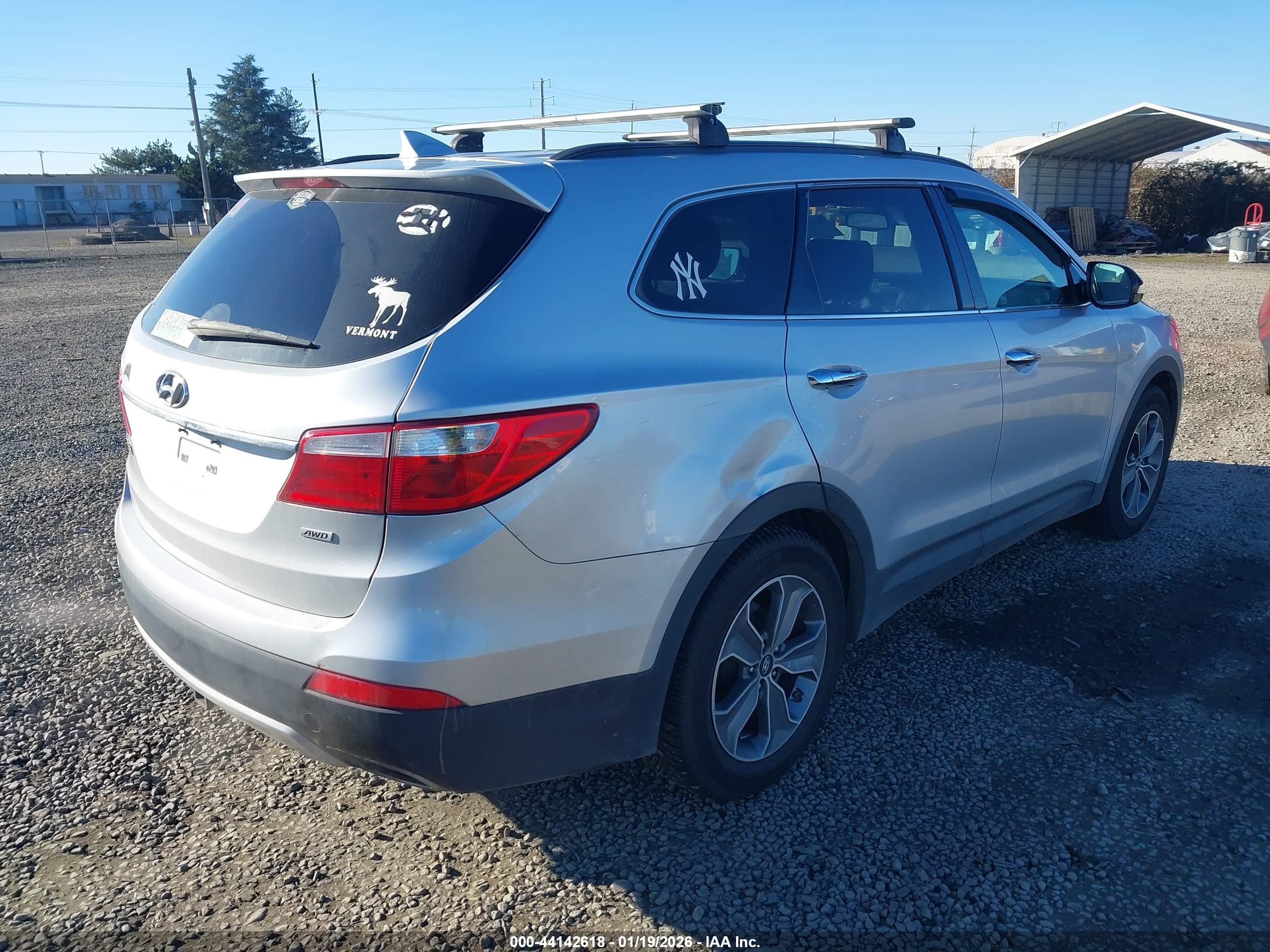 HYUNDAI SANTA image 4