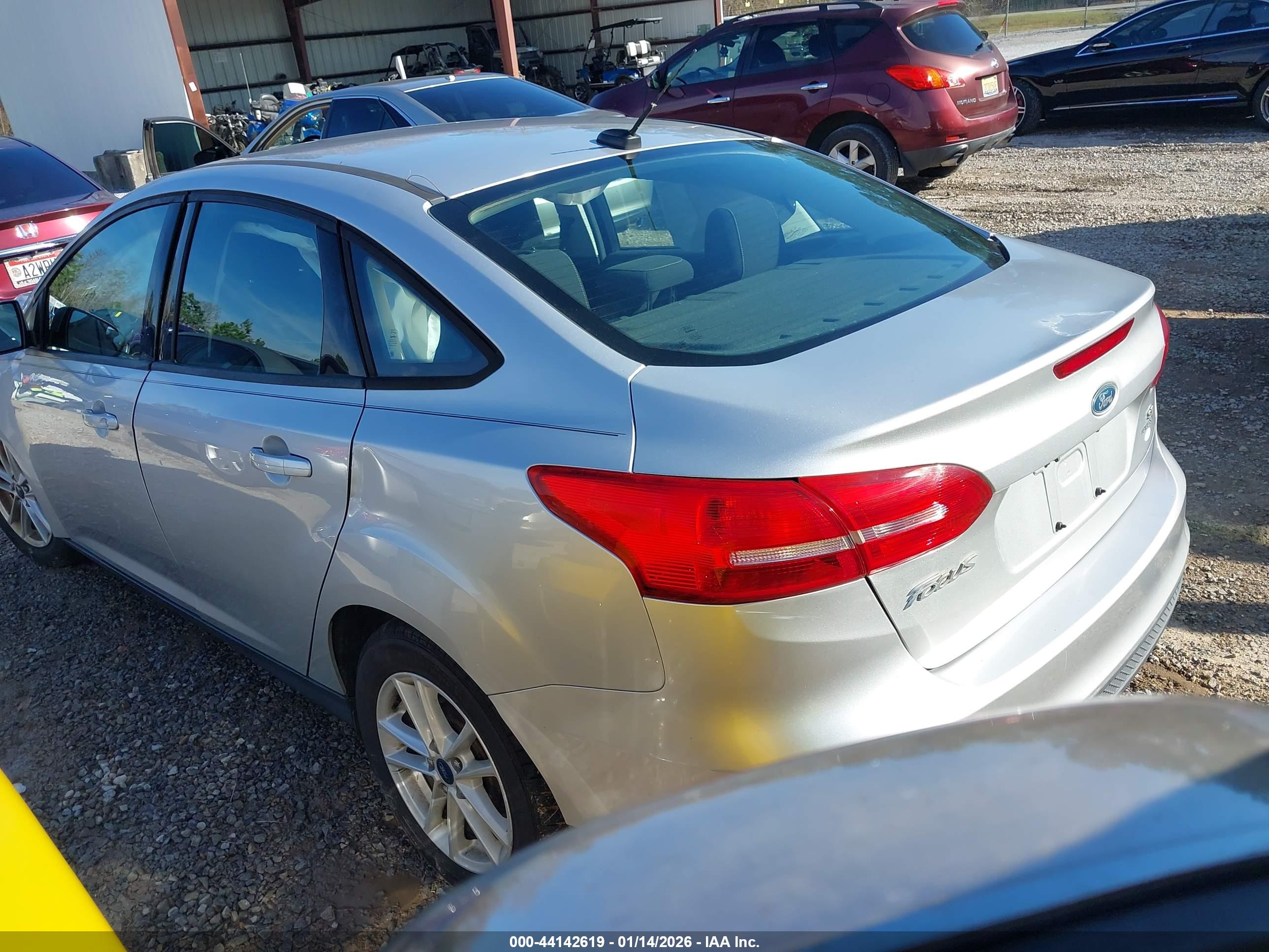 FORD FOCUS image 3