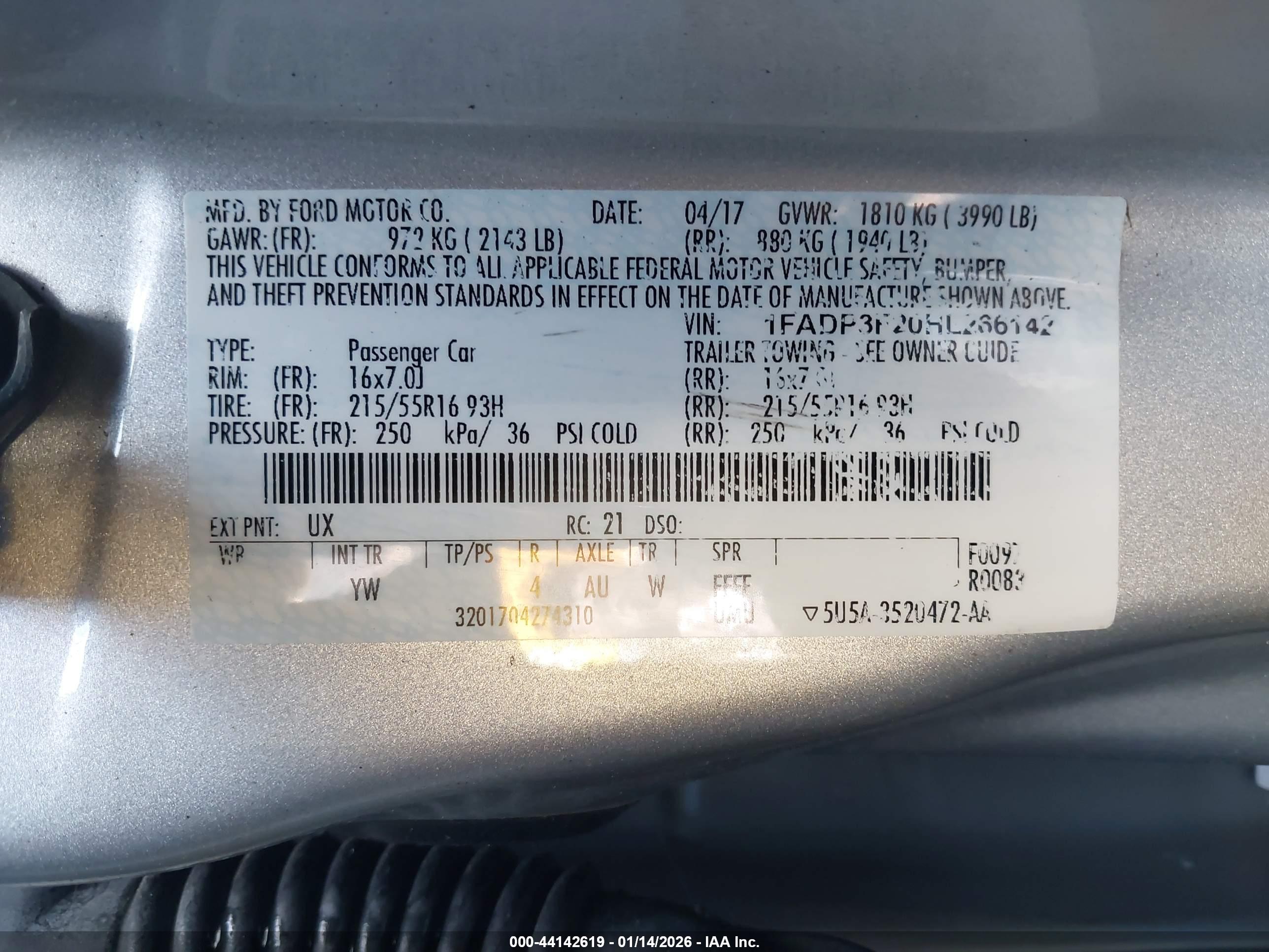 FORD FOCUS image 9