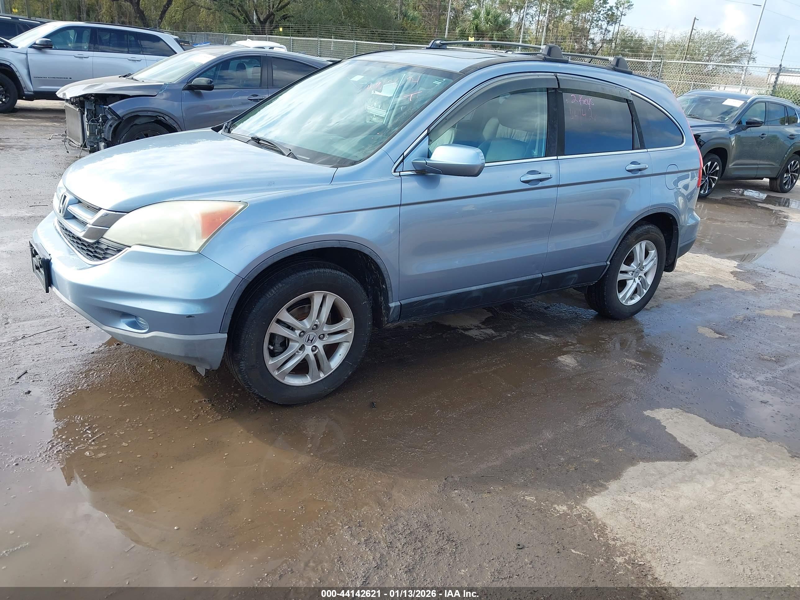 HONDA CR-V image 2