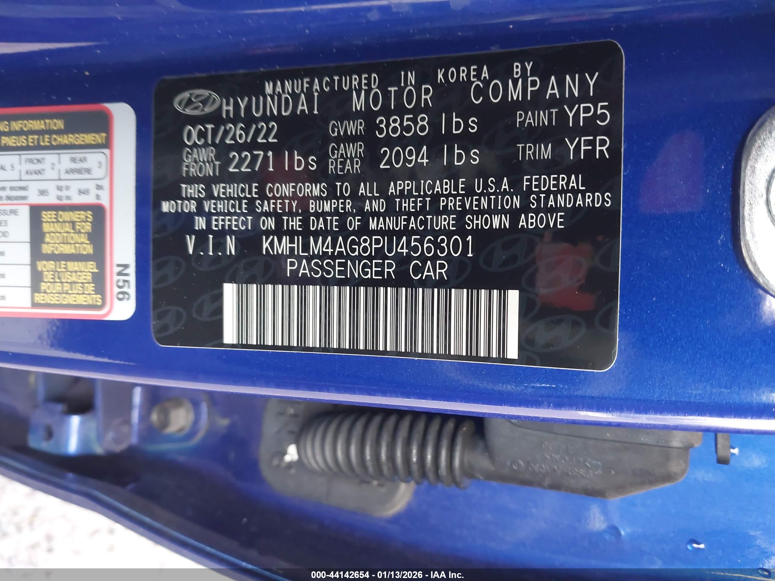HYUNDAI ELANTRA image 9