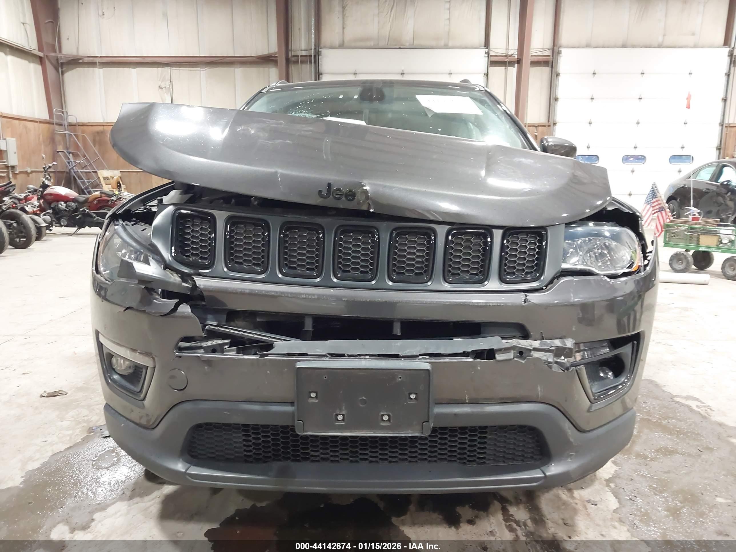 JEEP COMPASS image 6