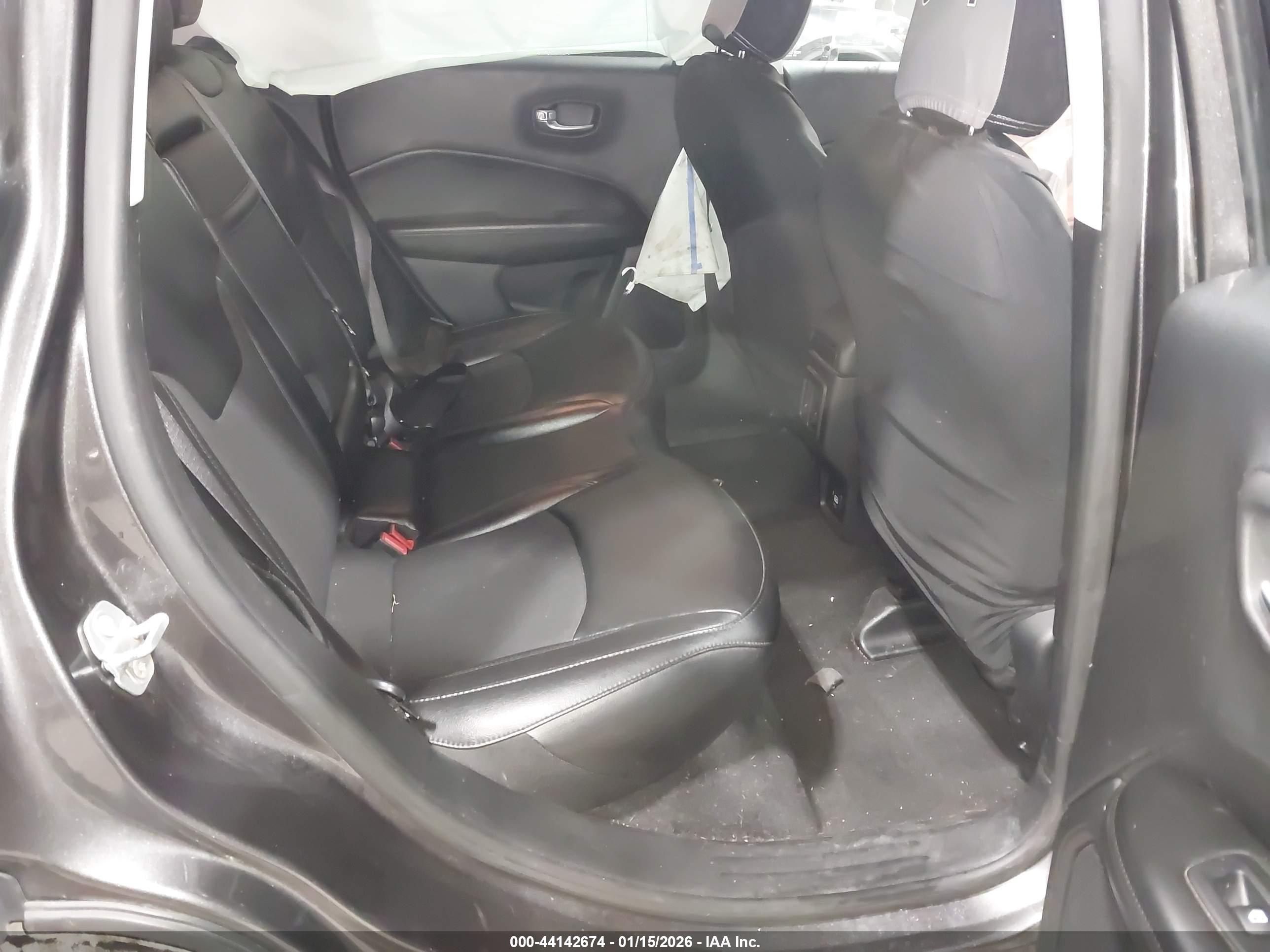 JEEP COMPASS image 8
