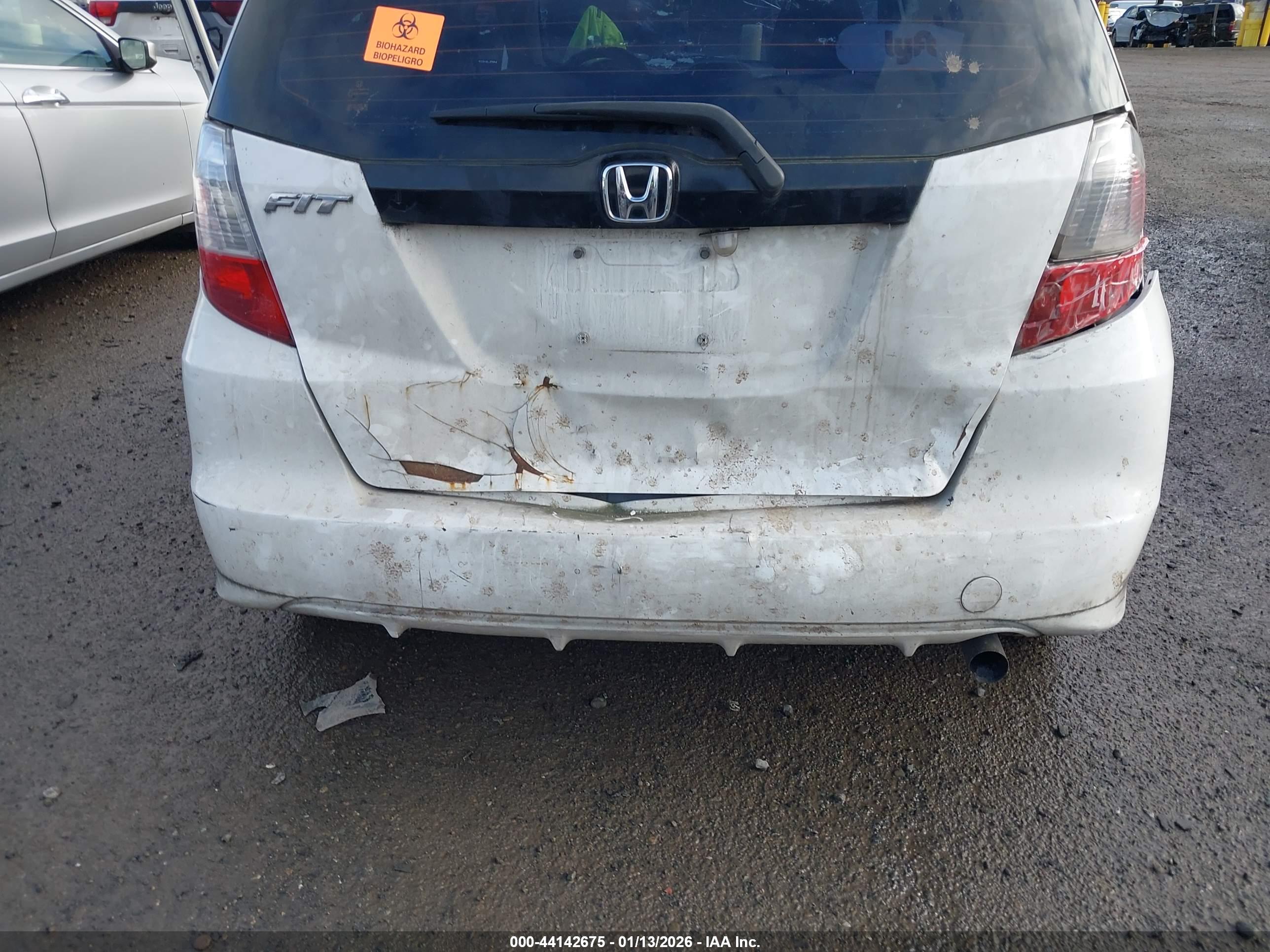 HONDA FIT image 6
