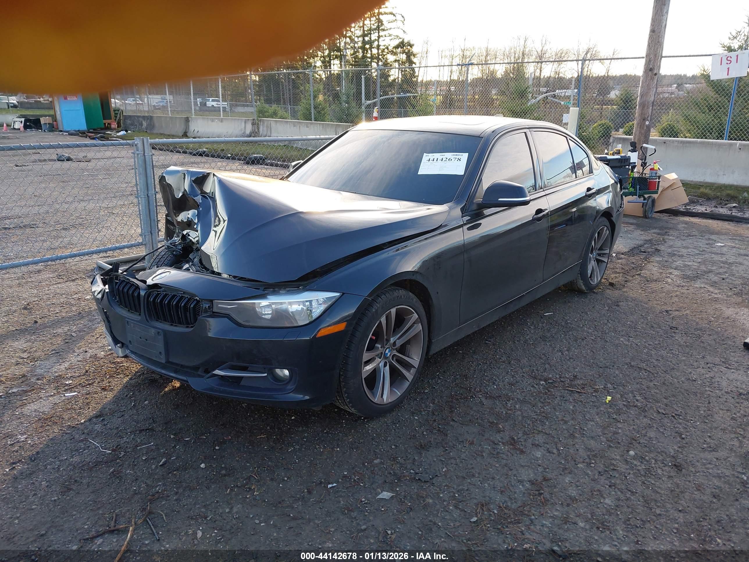 BMW 328I image 2