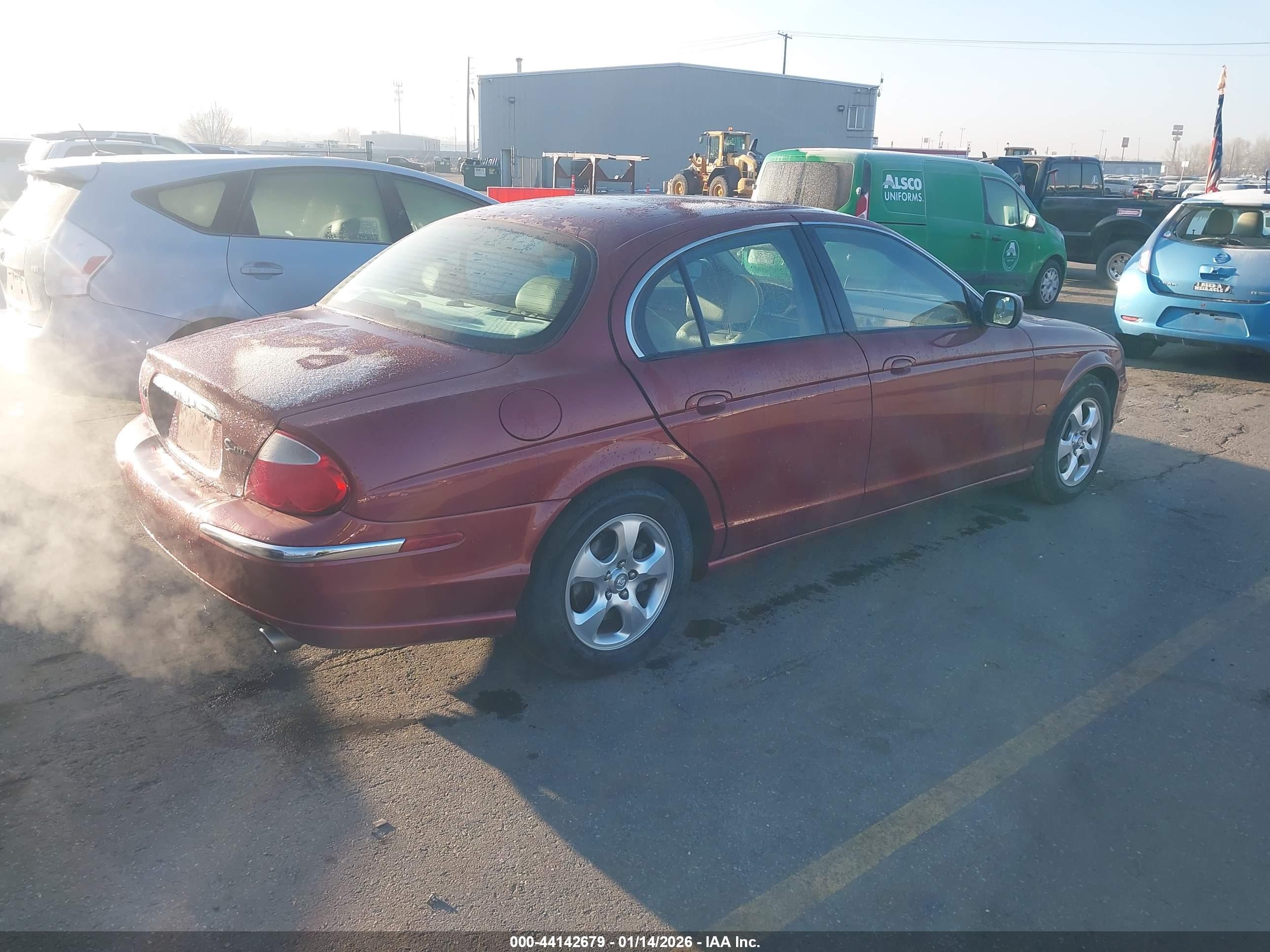JAGUAR S-TYPE image 4