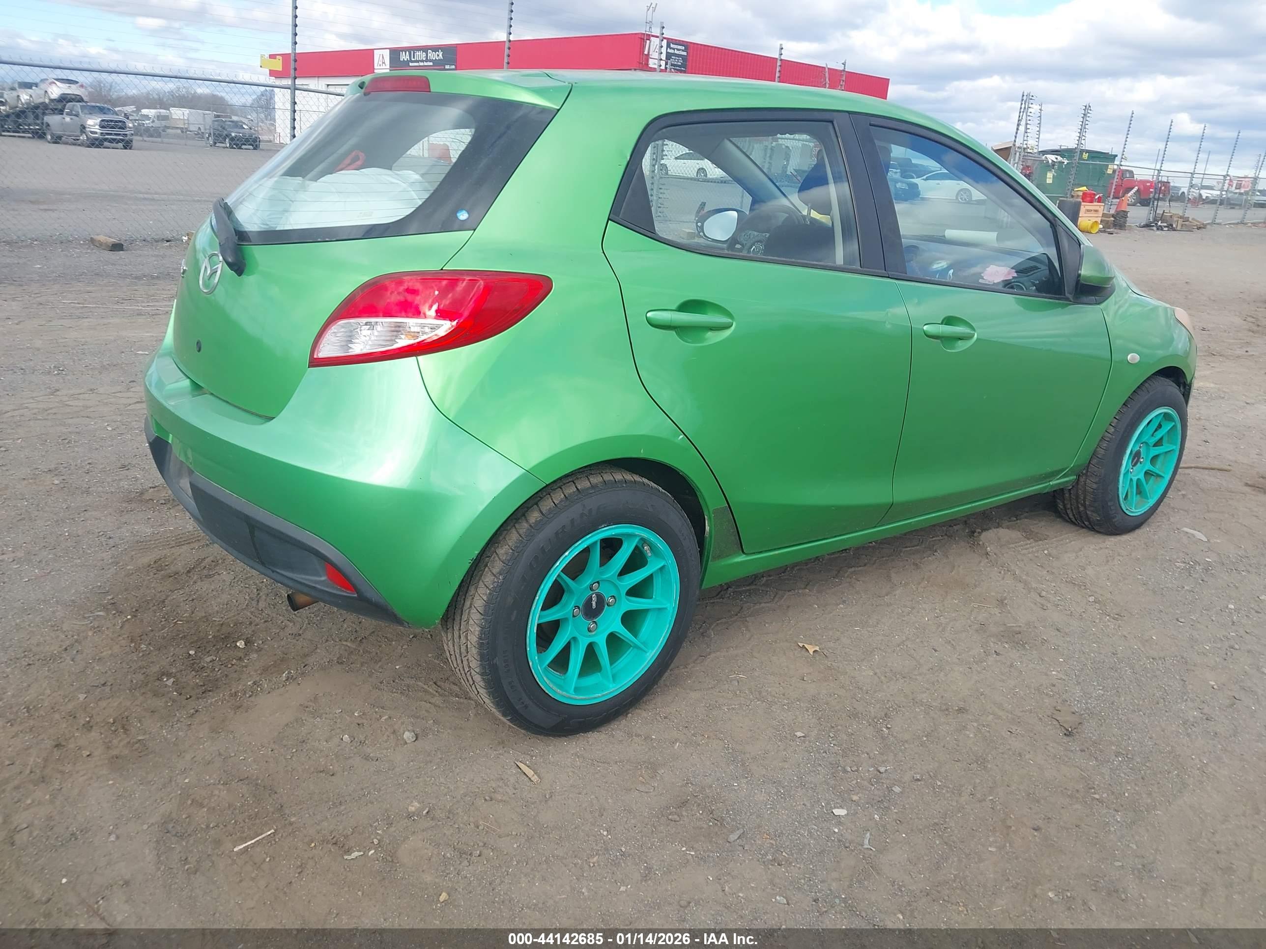MAZDA MAZDA2 image 4