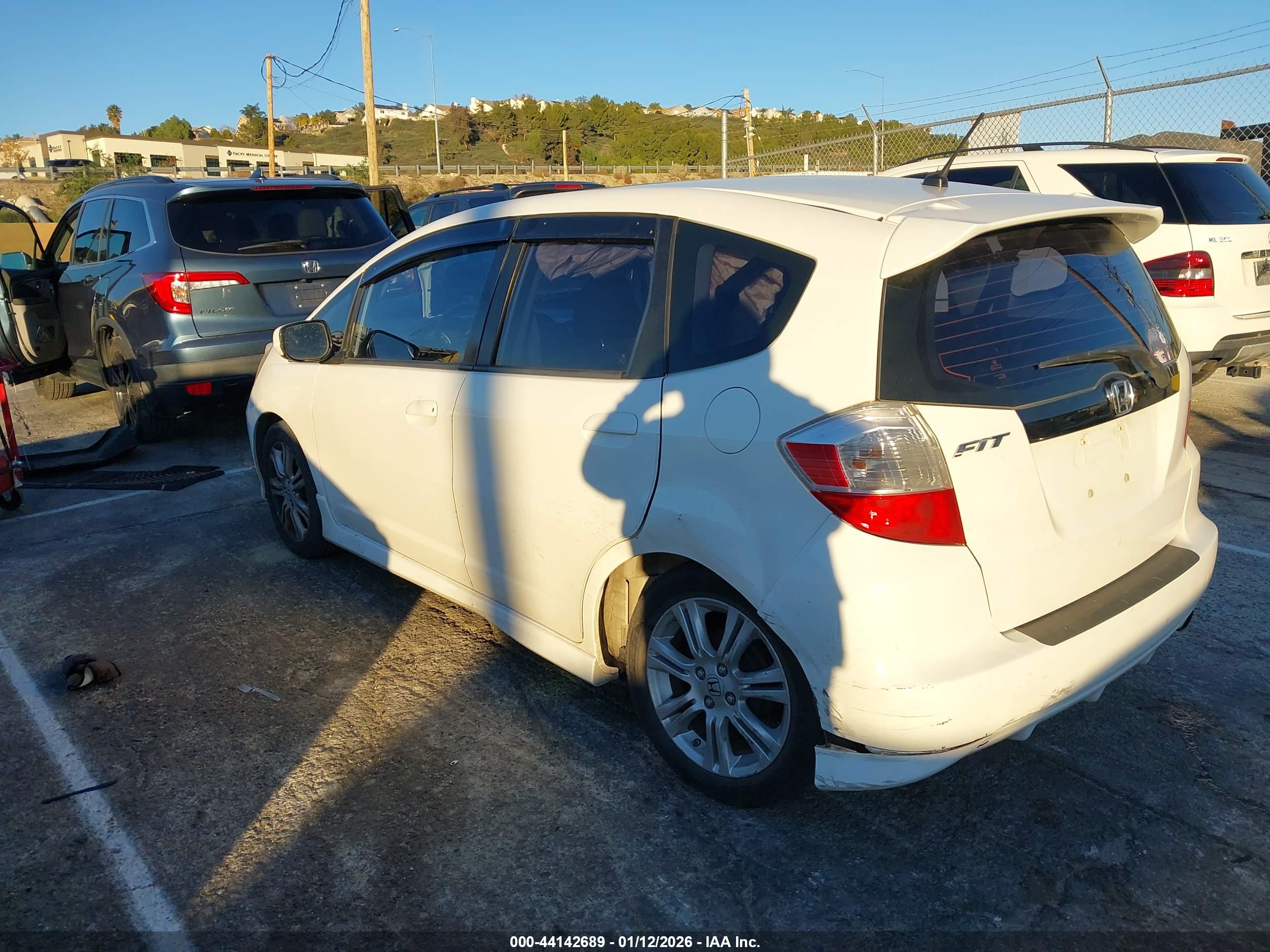 HONDA FIT image 3