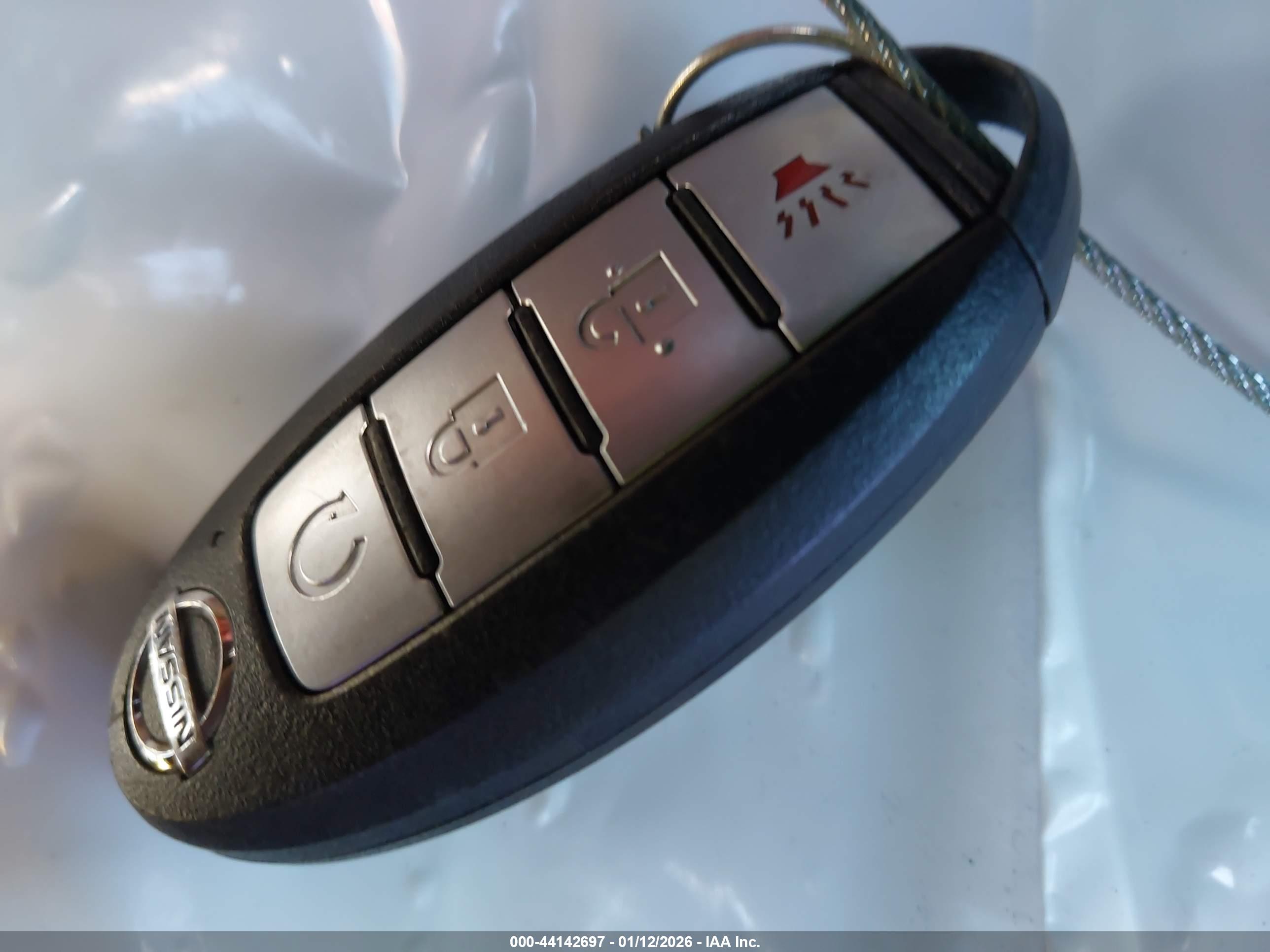 NISSAN KICKS image 11