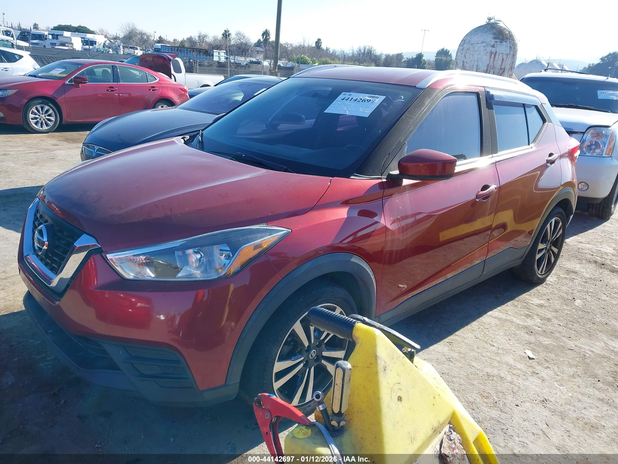 NISSAN KICKS image 2