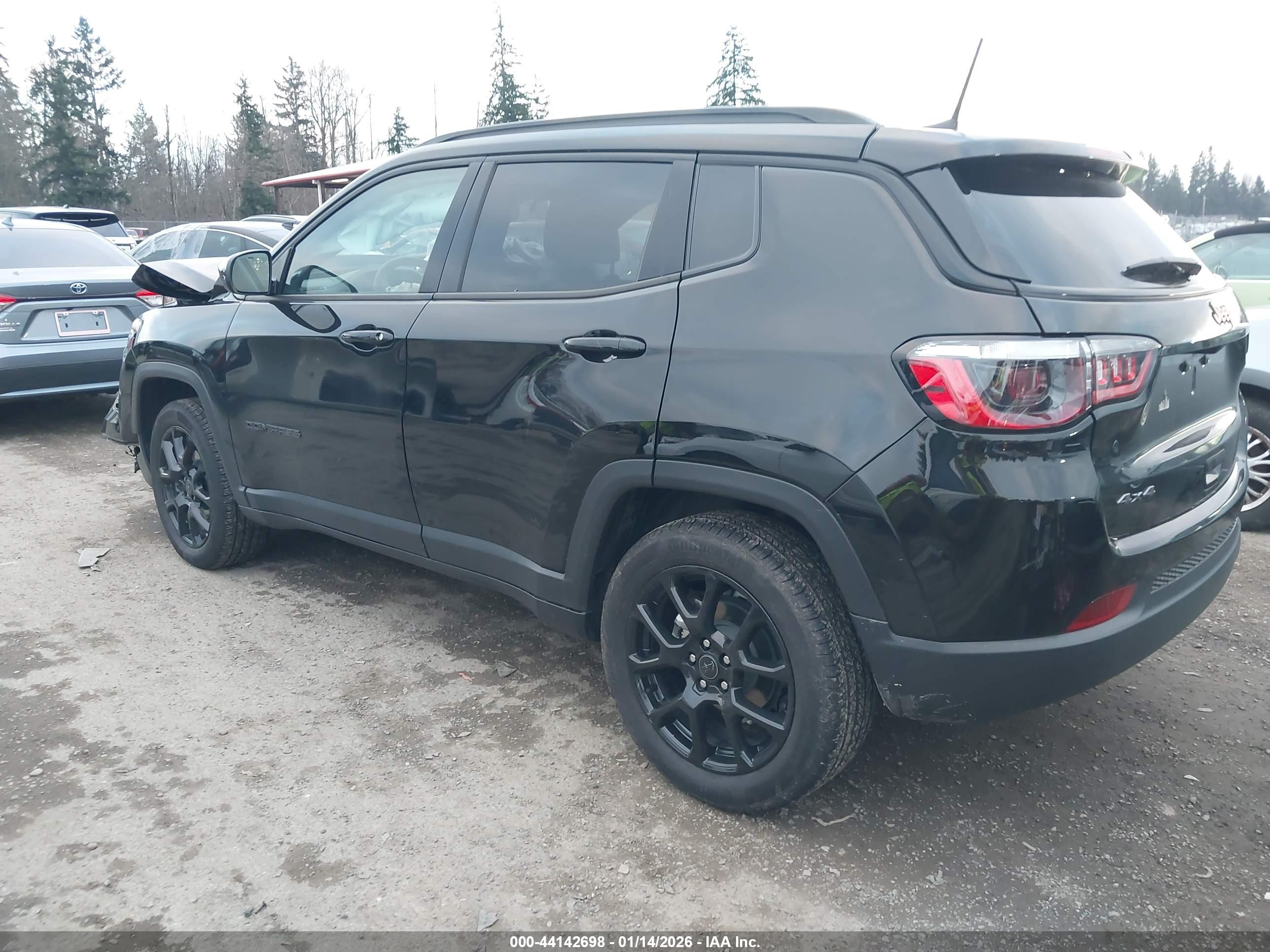 JEEP COMPASS image 3