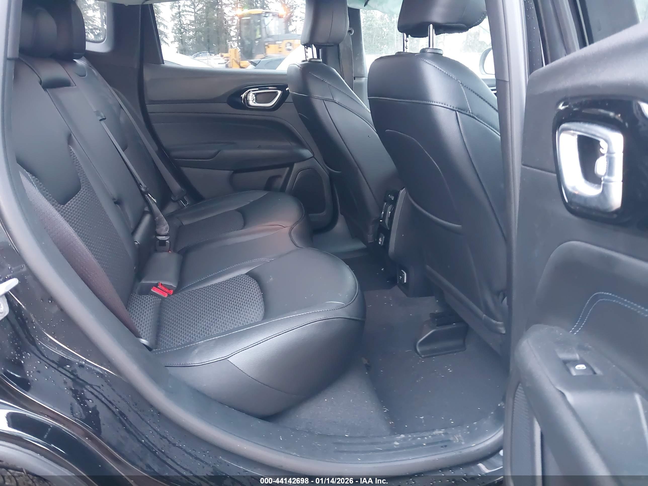 JEEP COMPASS image 8