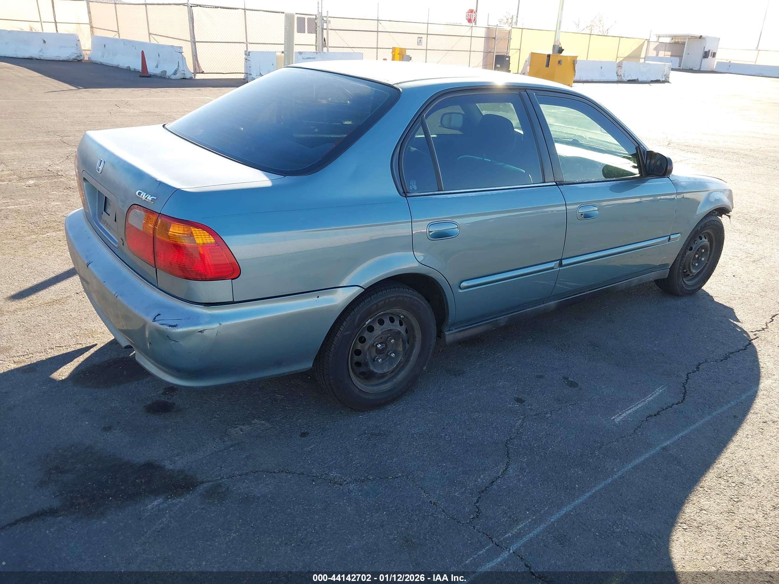 HONDA CIVIC image 4