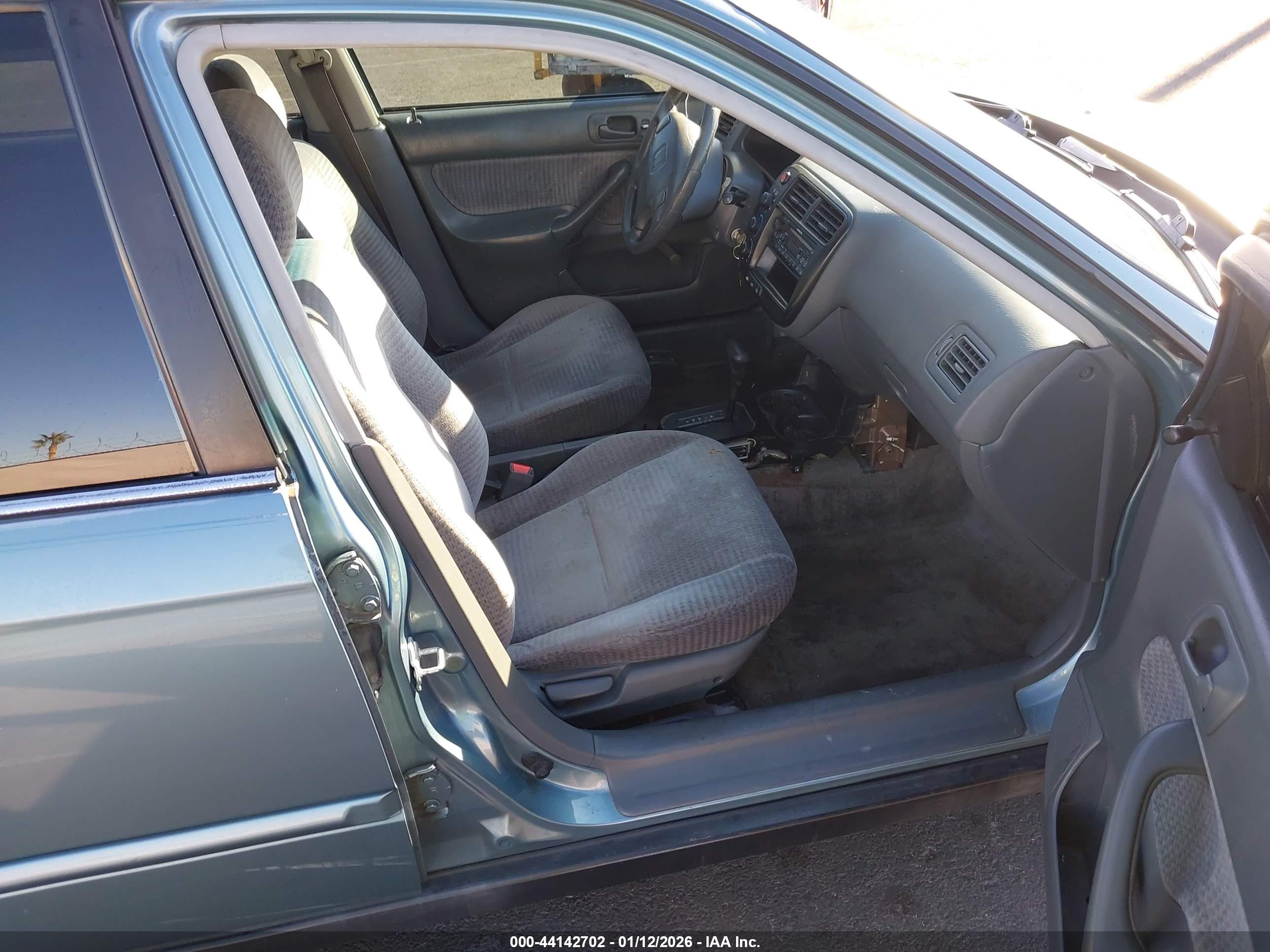 HONDA CIVIC image 5