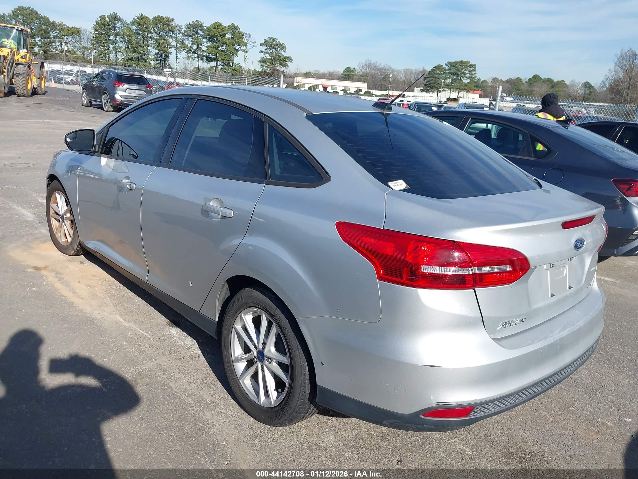FORD FOCUS image 3