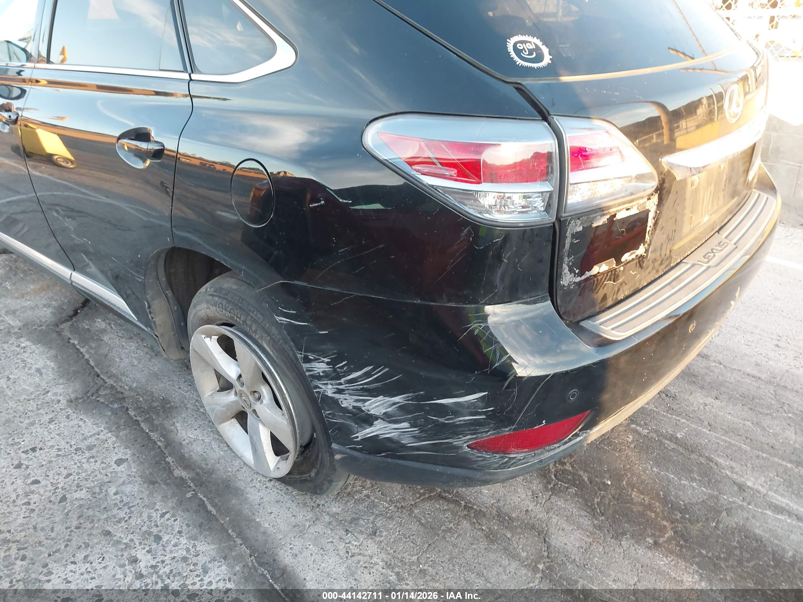 LEXUS RX image 6