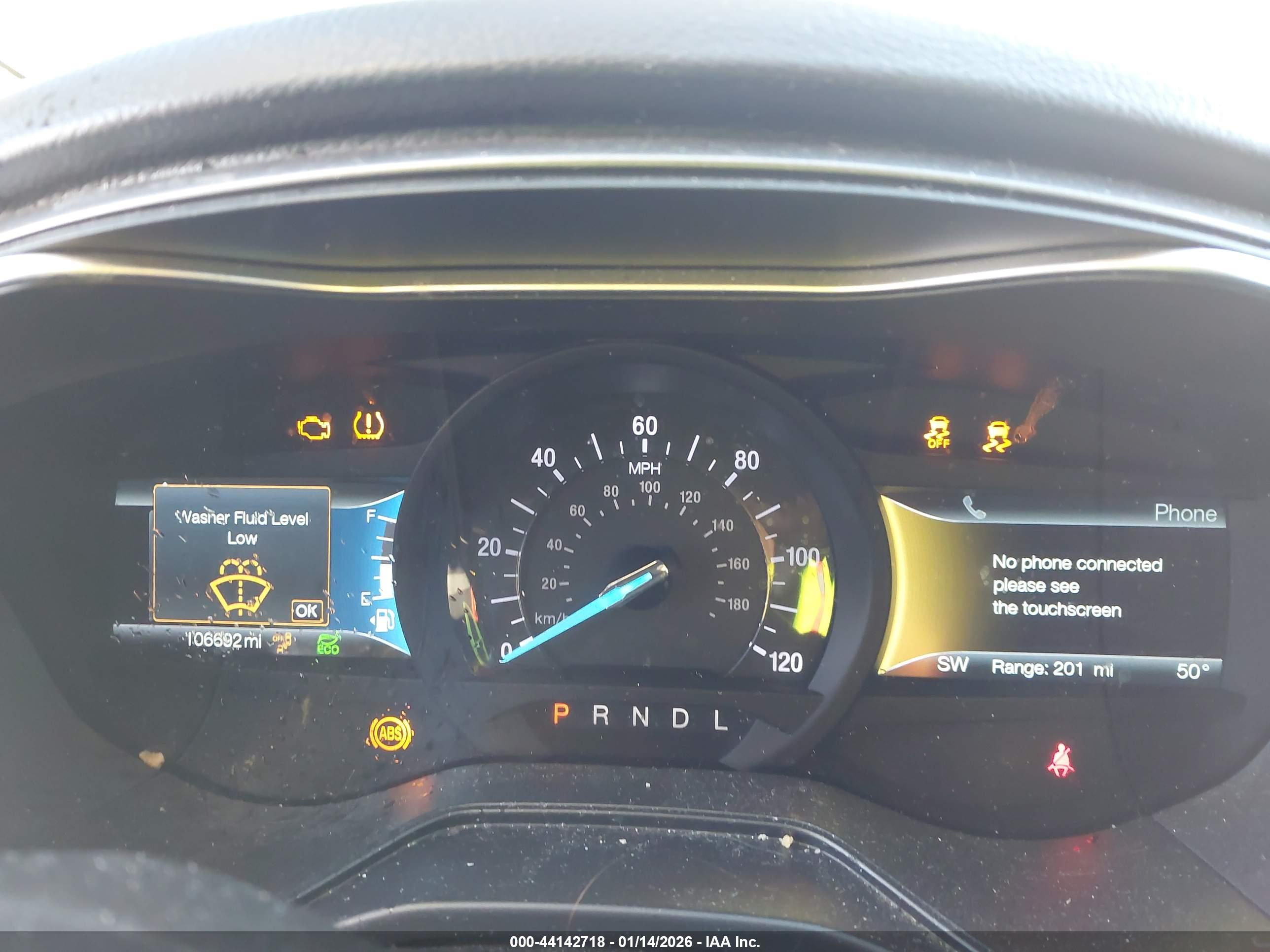 FORD FUSION image 7