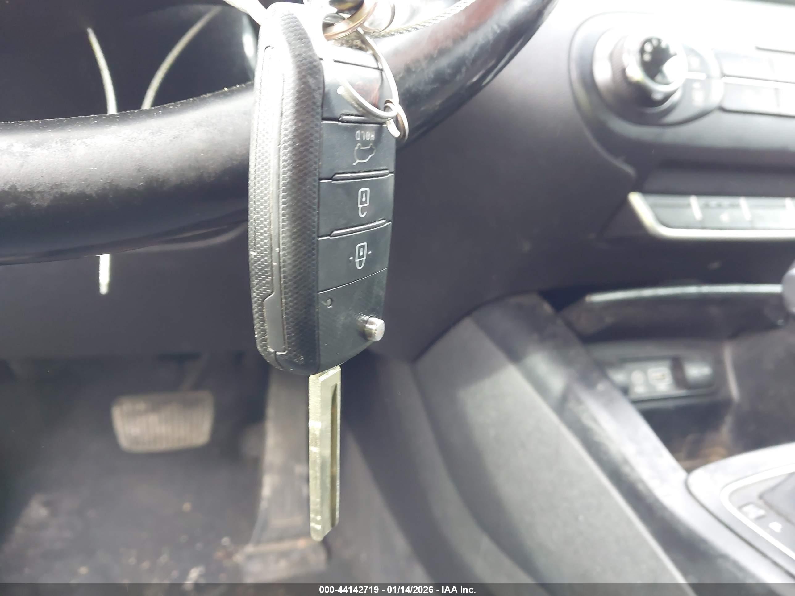 KIA SORENTO image 11