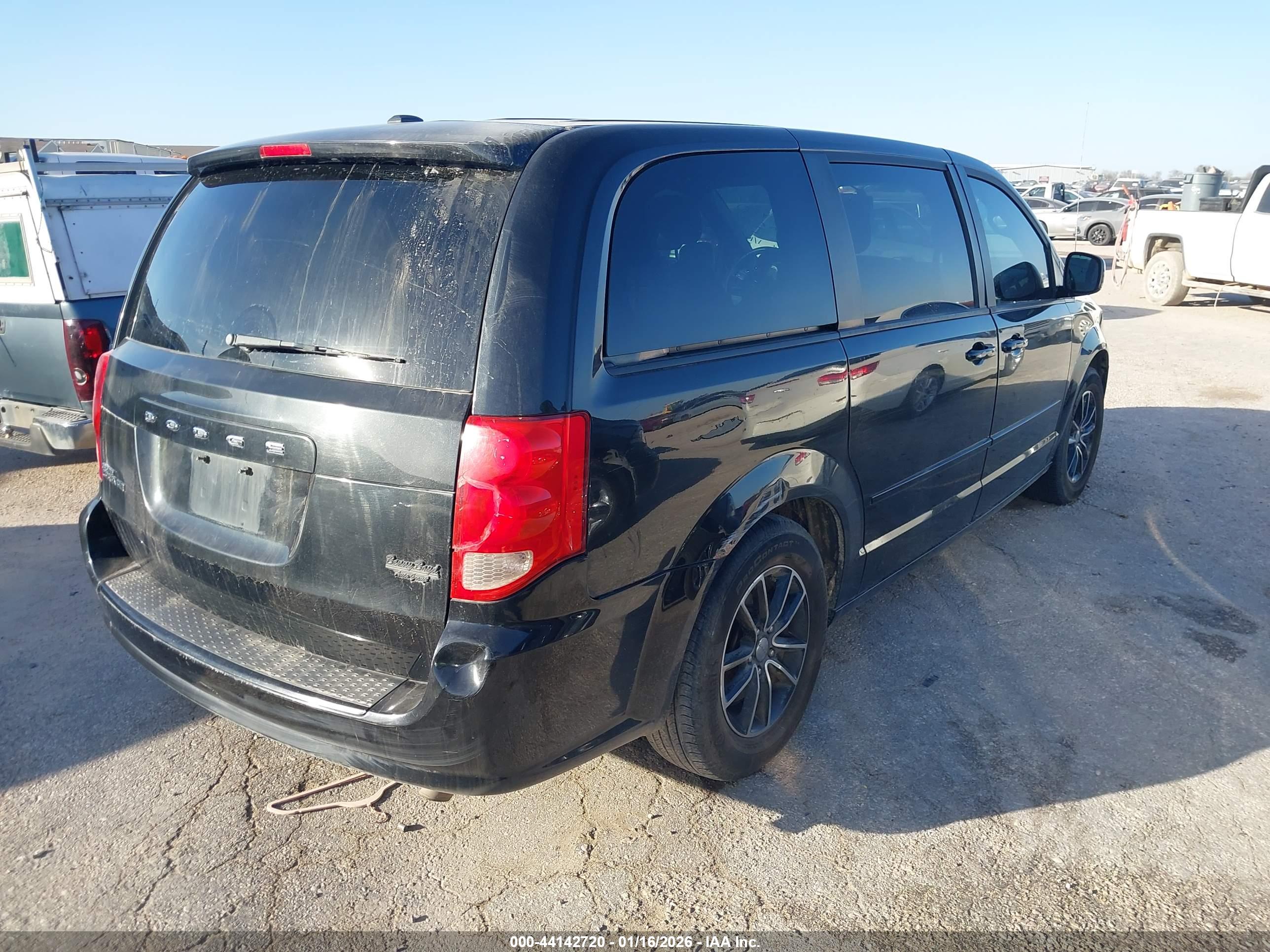 DODGE GRAND image 4