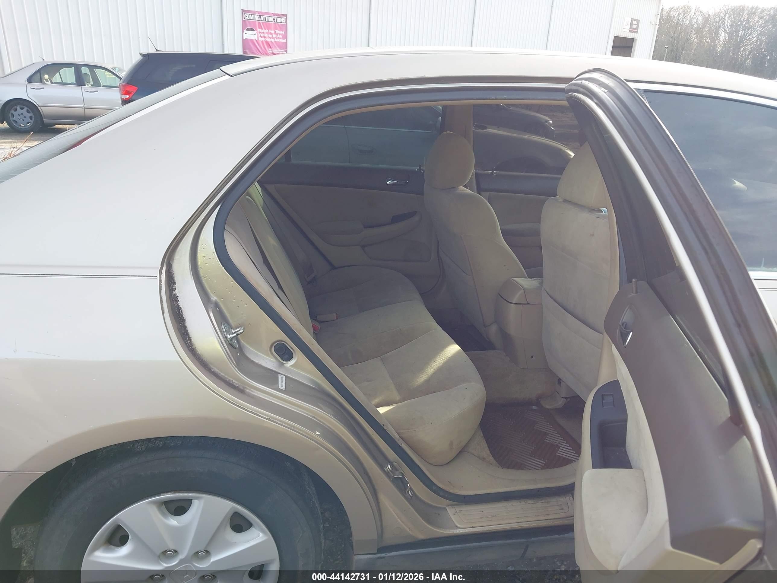 HONDA ACCORD image 8