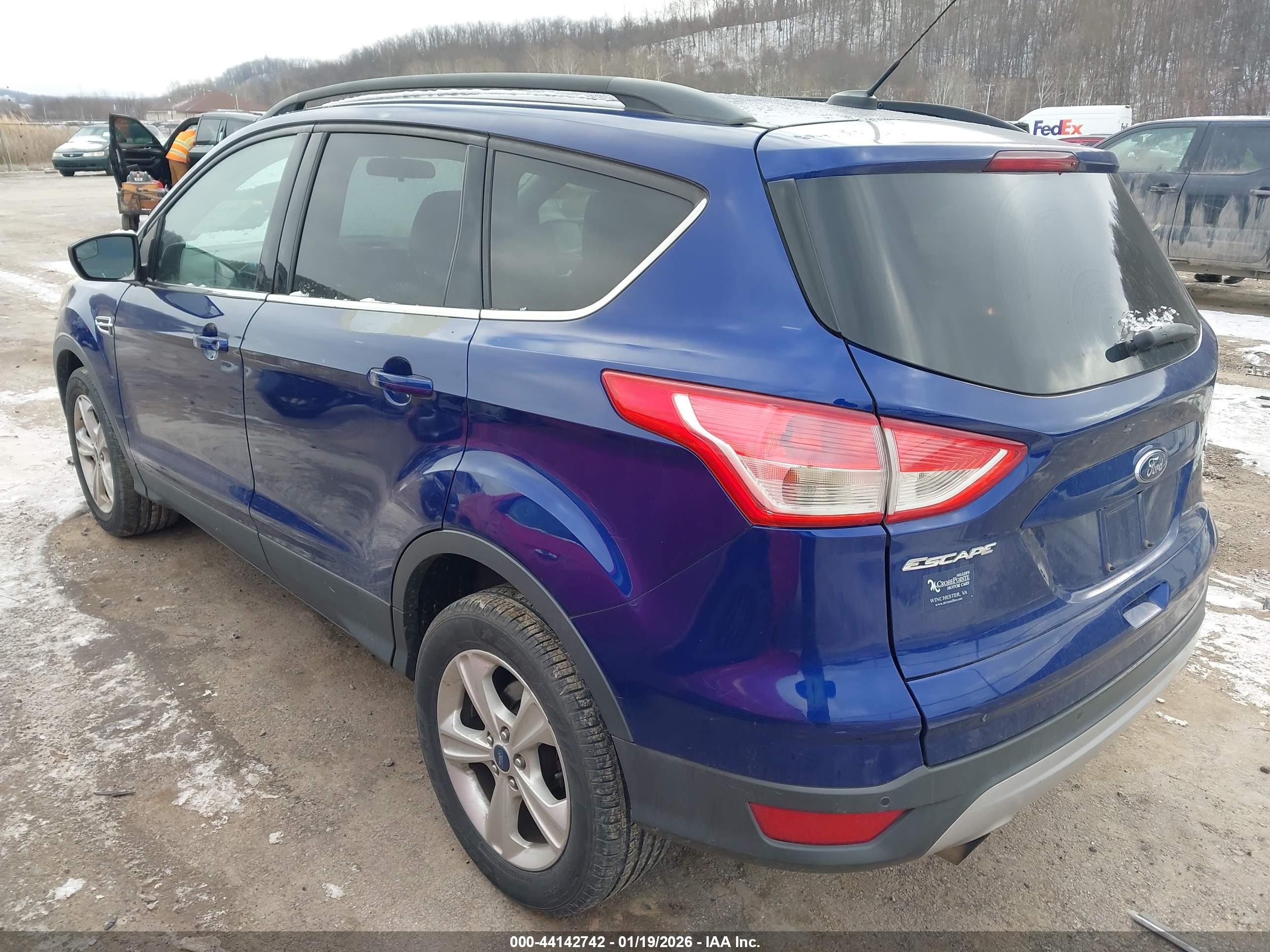 FORD ESCAPE image 3