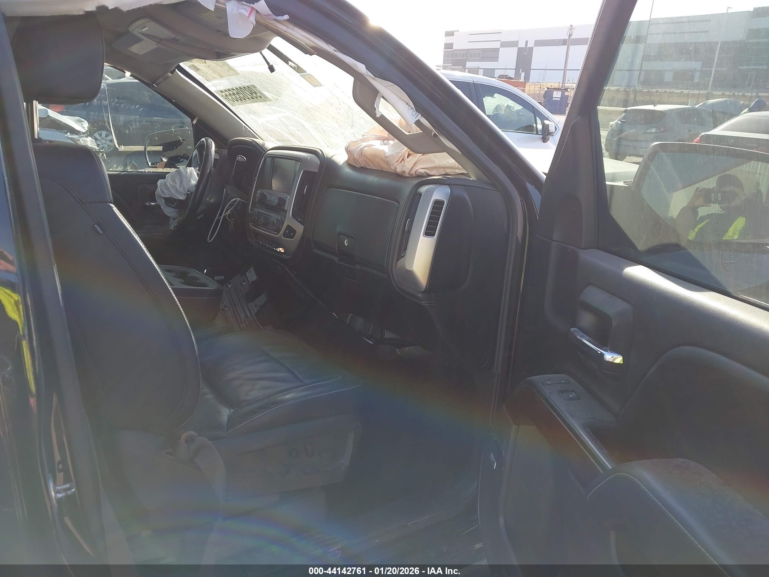 GMC SIERRA image 5