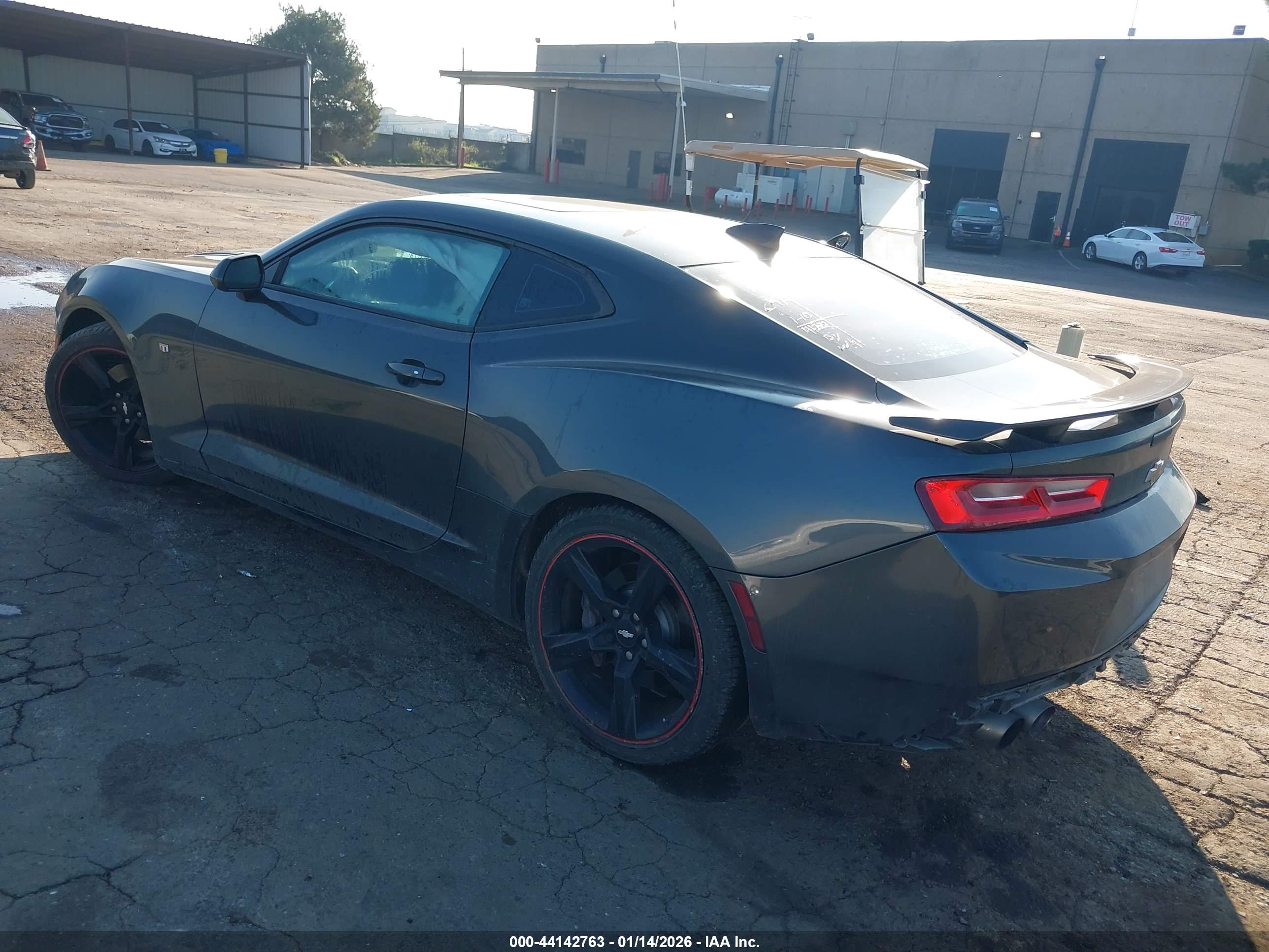 CHEVROLET CAMARO image 3