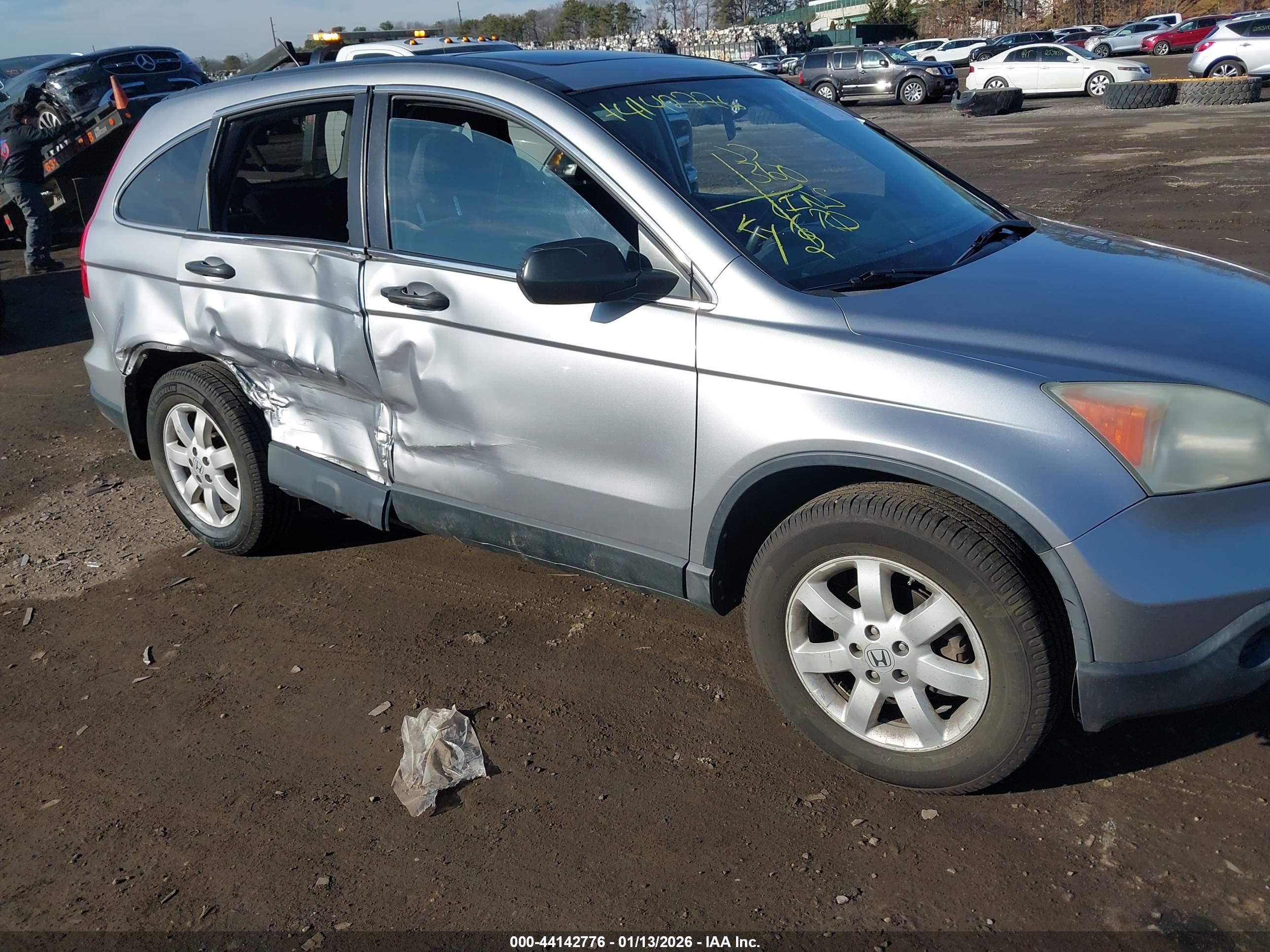 HONDA CR-V image 6