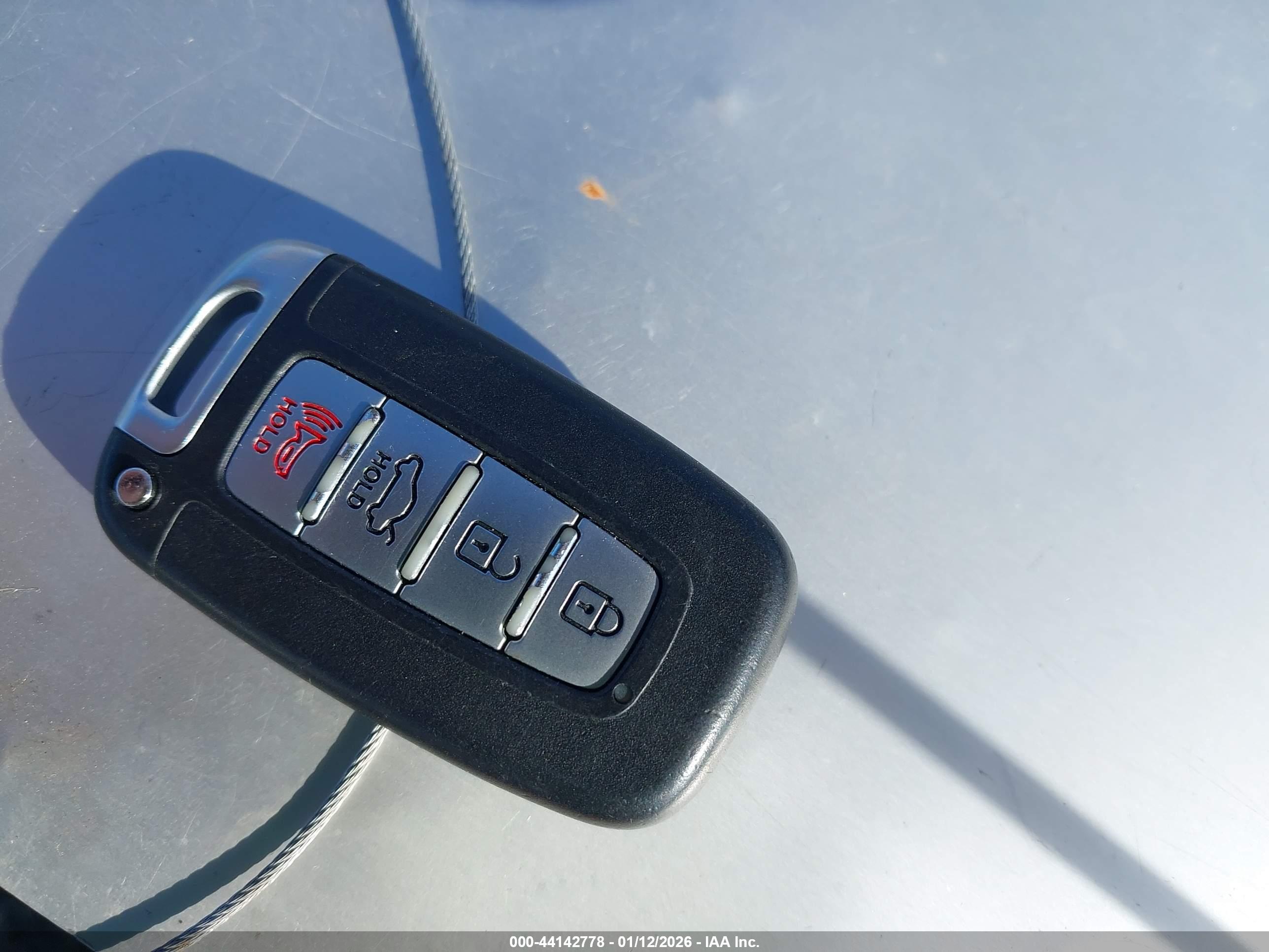 HYUNDAI SONATA image 11