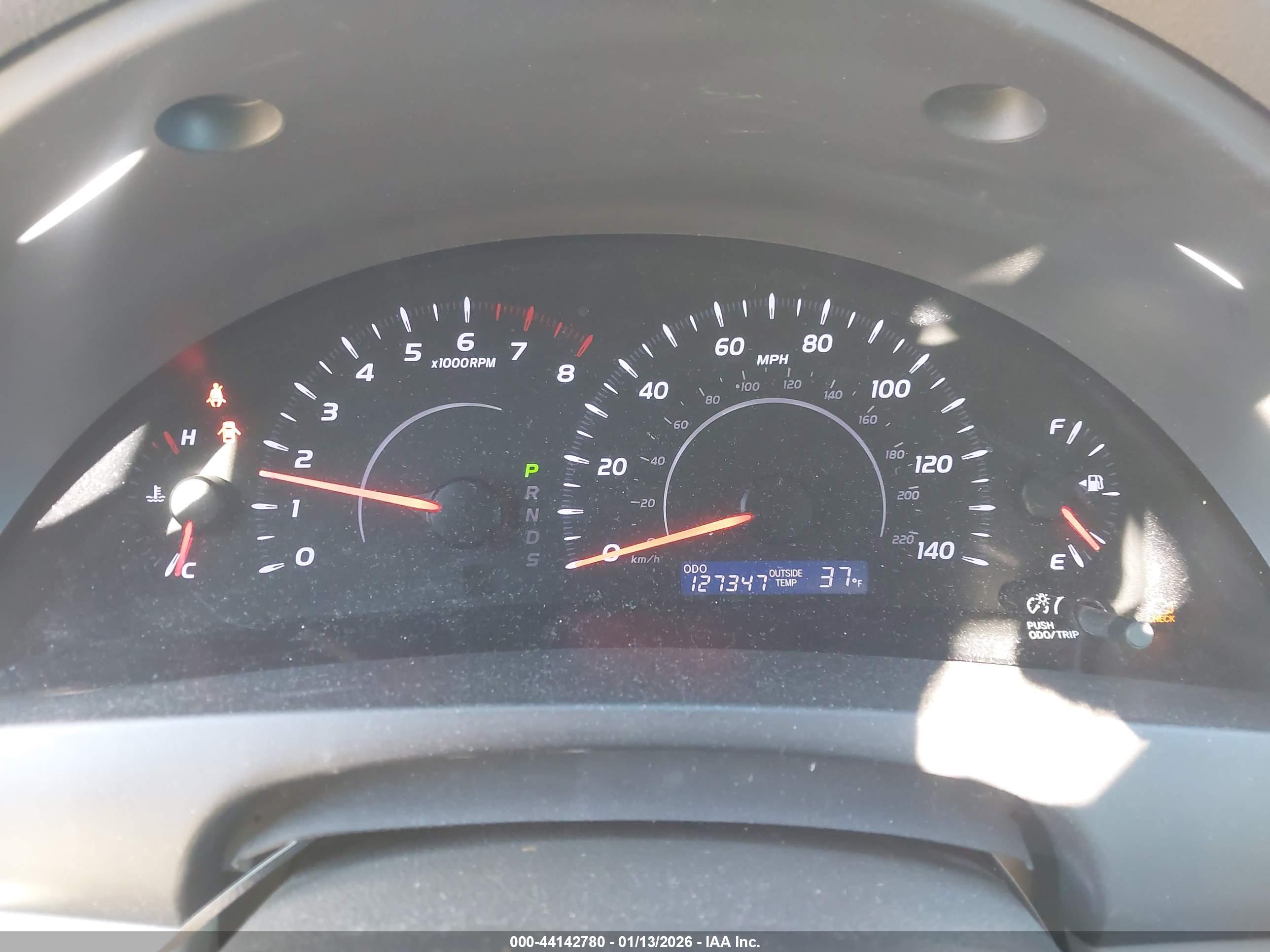 TOYOTA CAMRY image 7