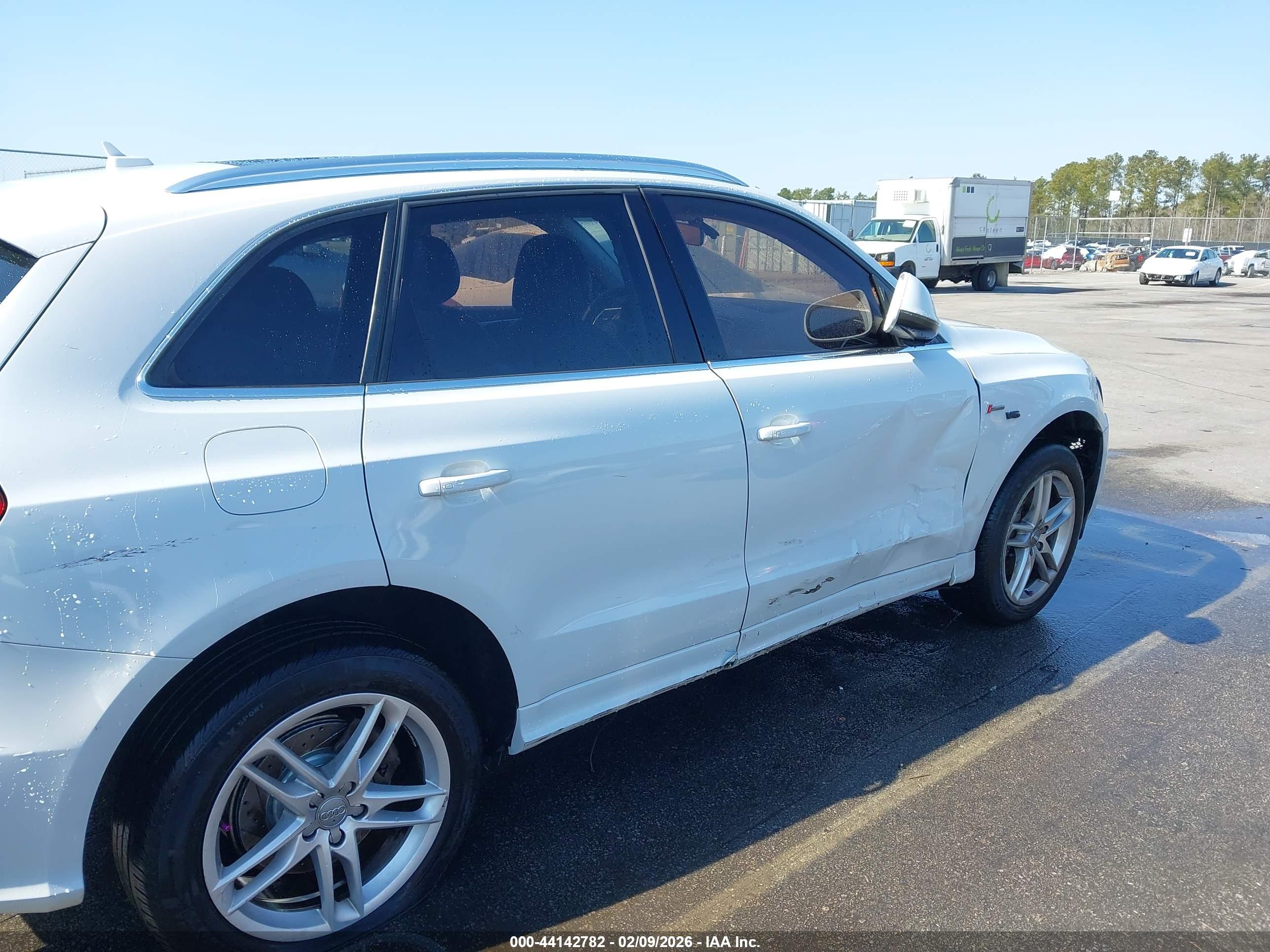 AUDI Q5 image 6
